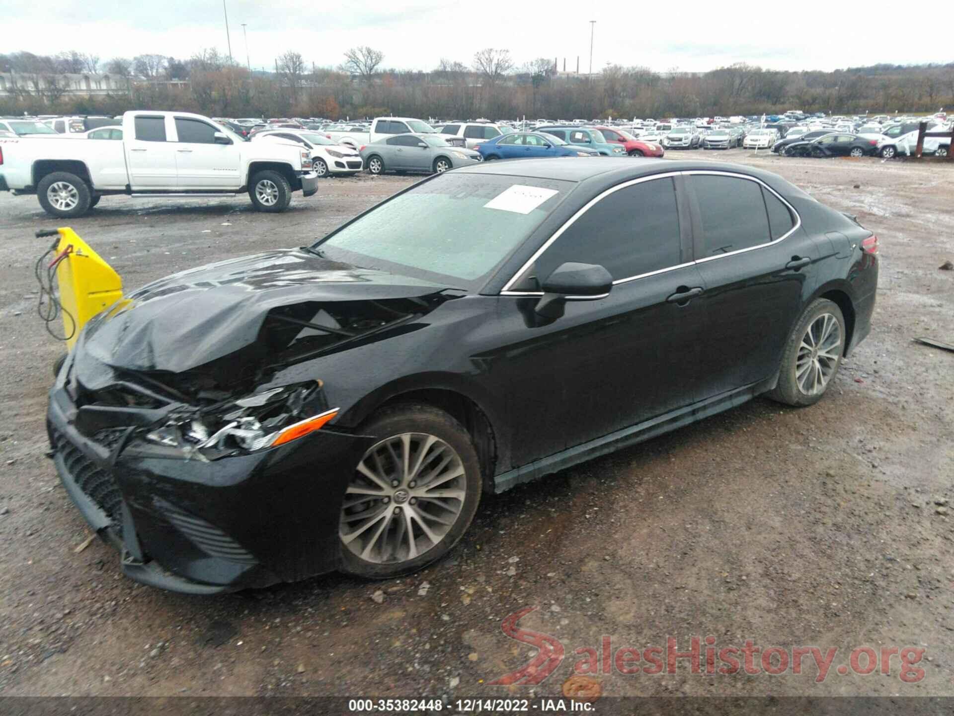 4T1B11HK8JU592948 2018 TOYOTA CAMRY