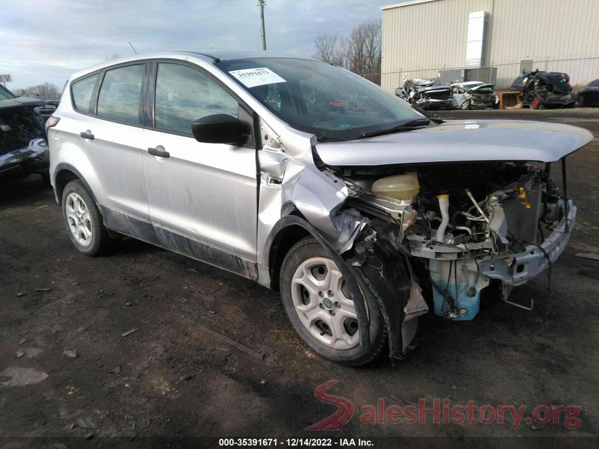 1FMCU0F77JUA53337 2018 FORD ESCAPE