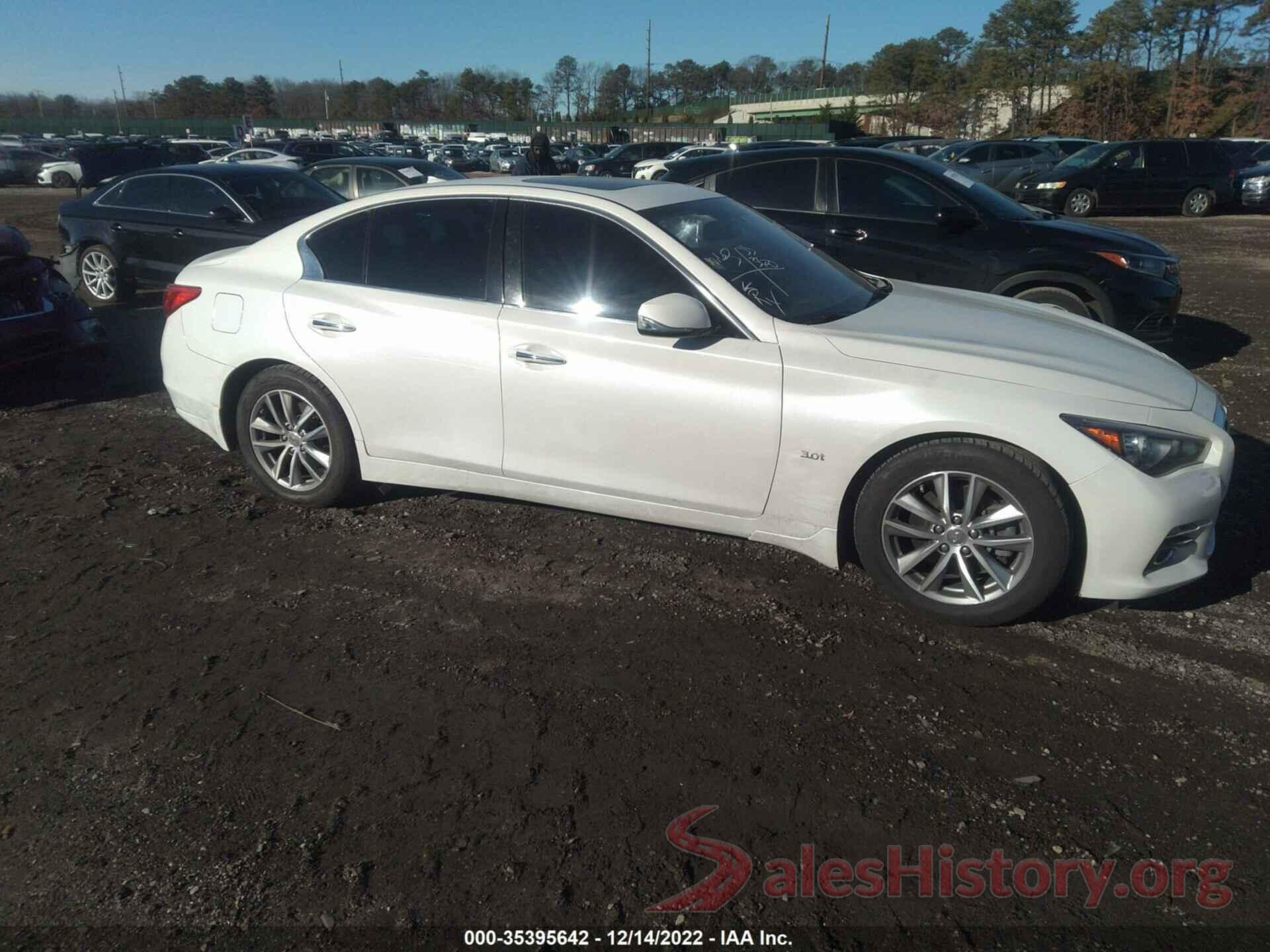 JN1EV7AR8HM840483 2017 INFINITI Q50