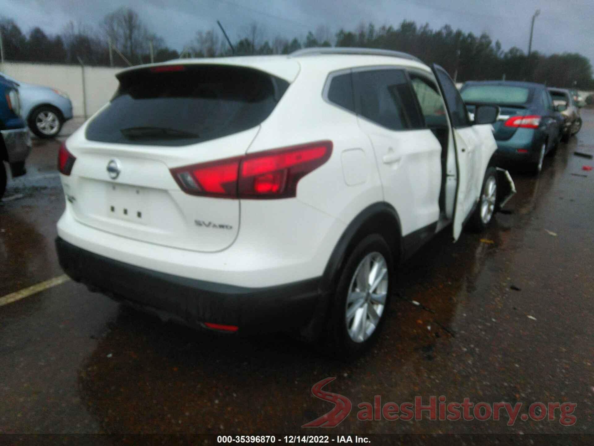 JN1BJ1CR9HW108683 2017 NISSAN ROGUE SPORT