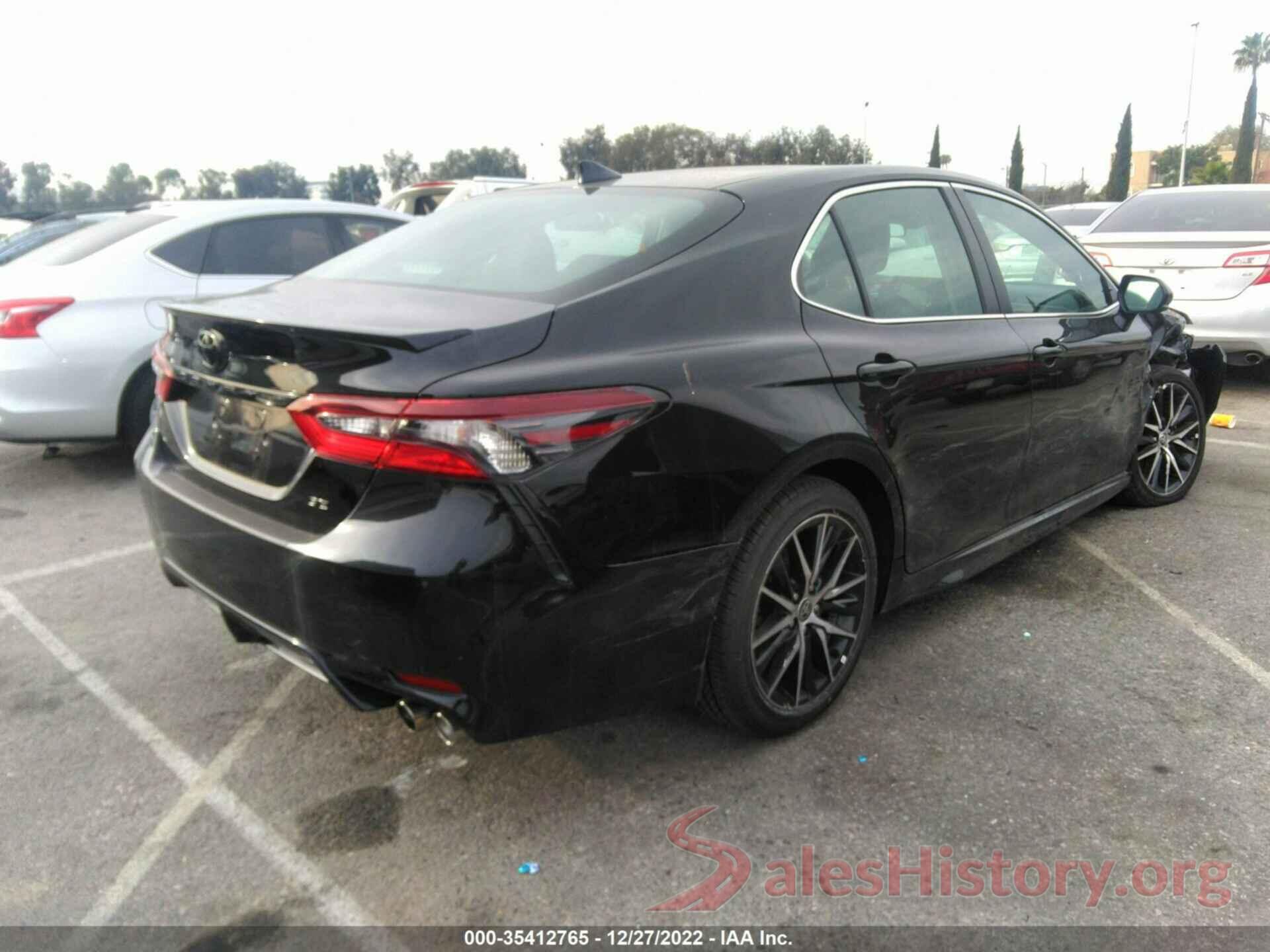 4T1G11AK0MU604563 2021 TOYOTA CAMRY