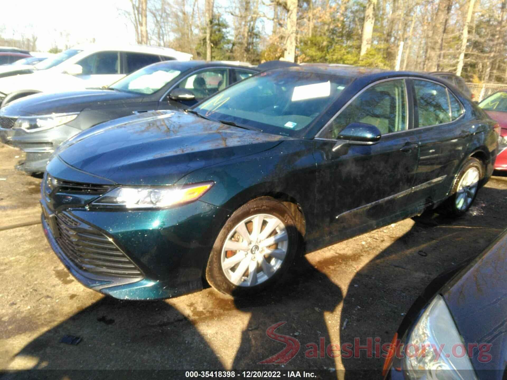 4T1B11HK9JU622393 2018 TOYOTA CAMRY