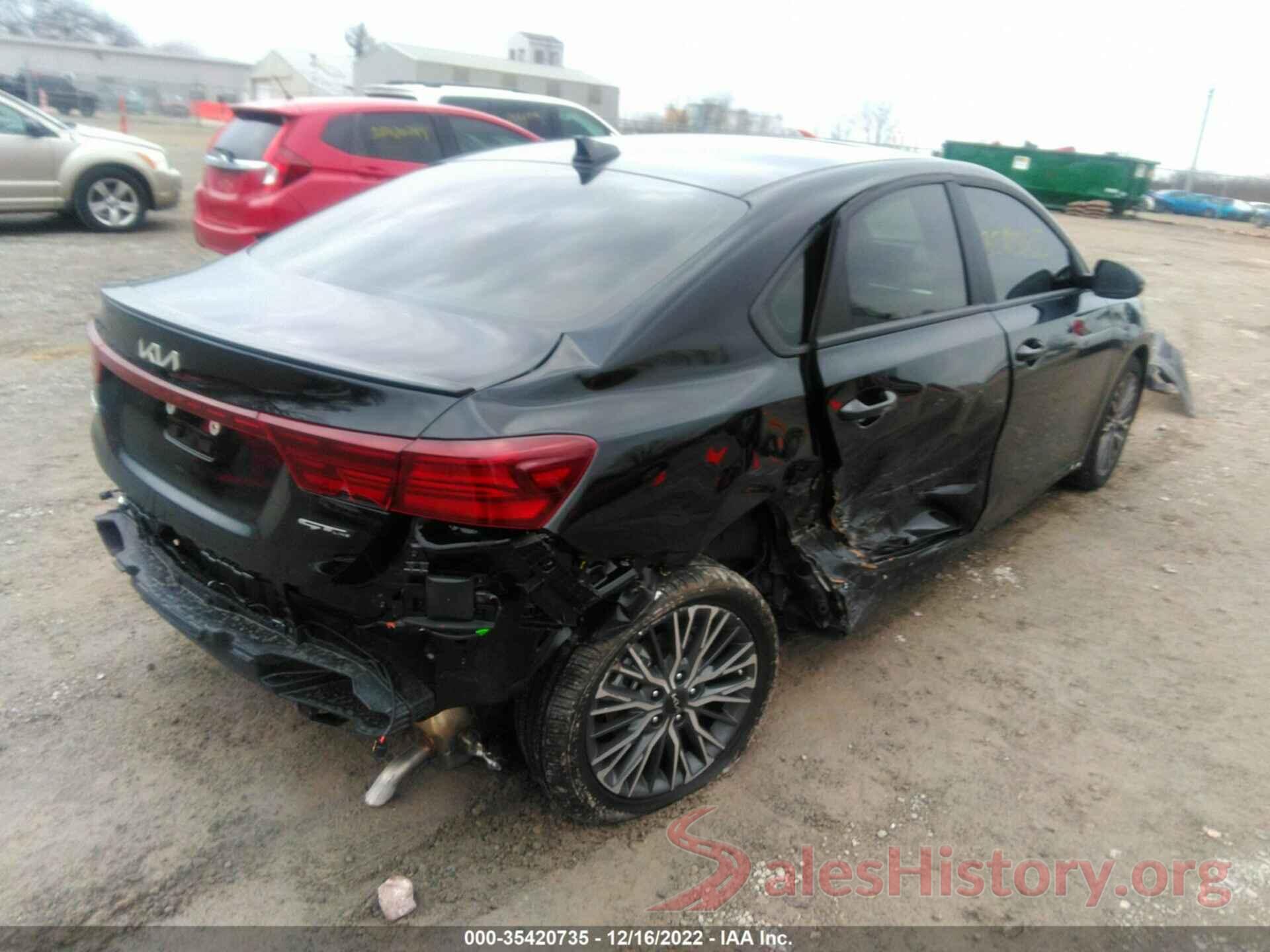 3KPF54AD8PE525555 2023 KIA FORTE