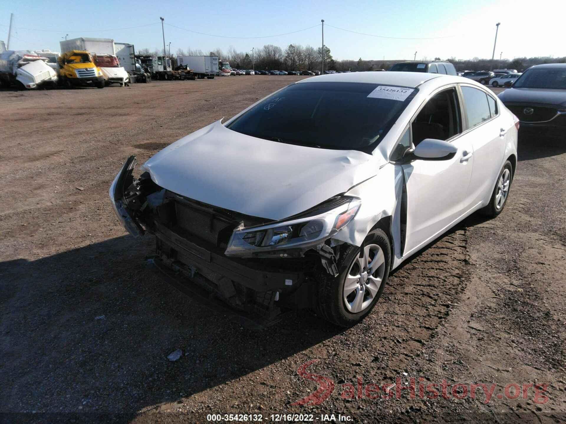 3KPFK4A76HE062500 2017 KIA FORTE