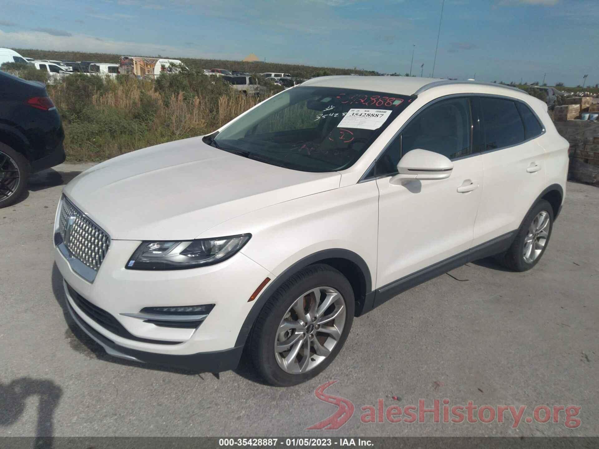 5LMCJ2C94KUL04176 2019 LINCOLN MKC