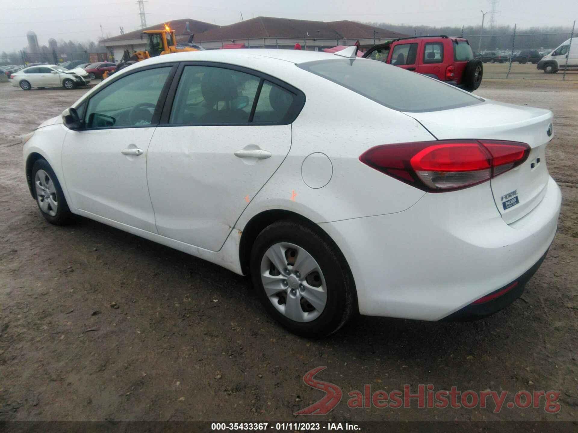 3KPFK4A75HE058745 2017 KIA FORTE