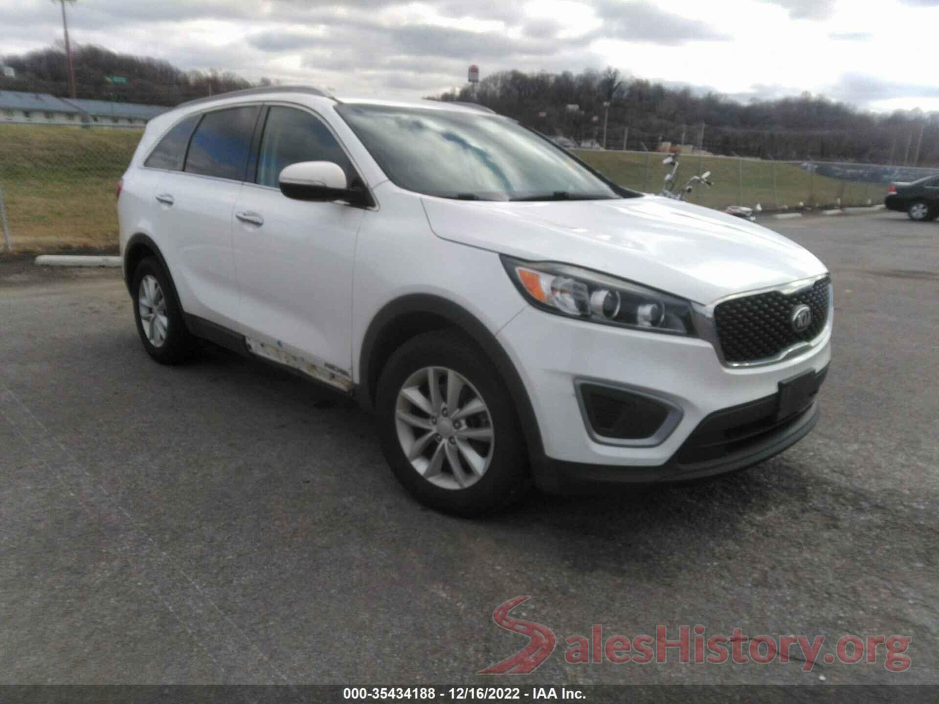 5XYPGDA56GG177457 2016 KIA SORENTO