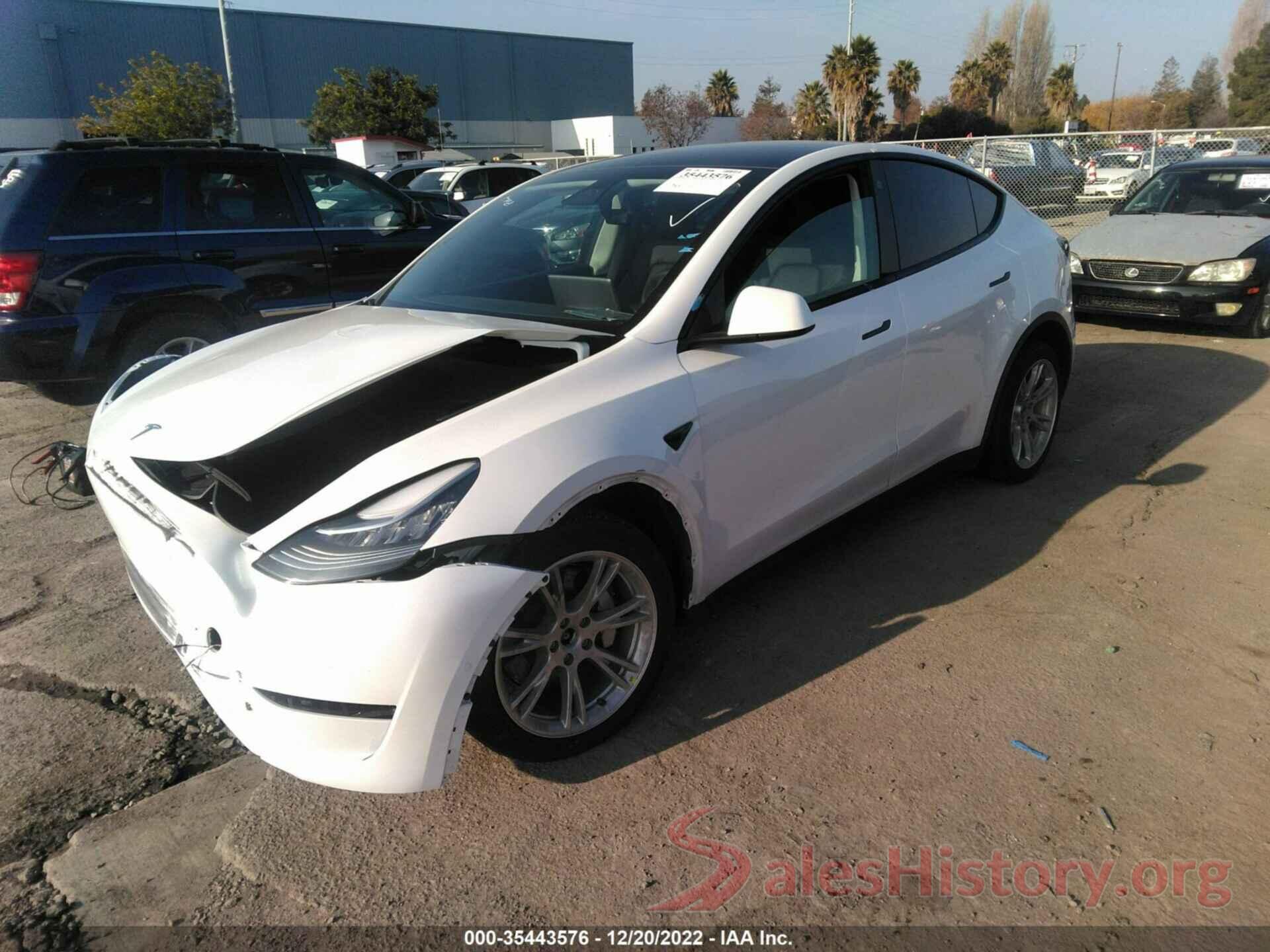 7SAYGDEE2NF338313 2022 TESLA MODEL Y