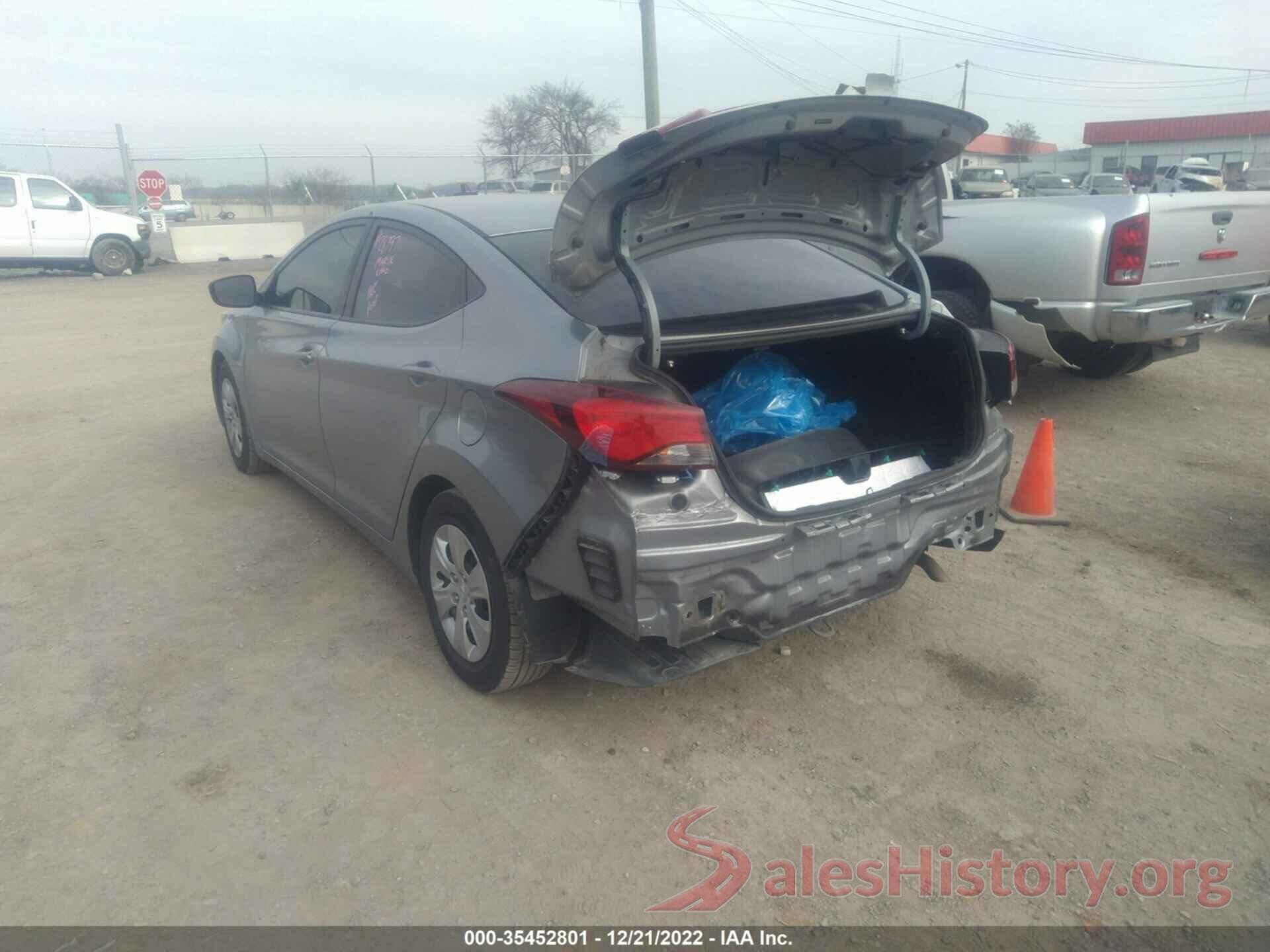 5NPDH4AE8GH743840 2016 HYUNDAI ELANTRA