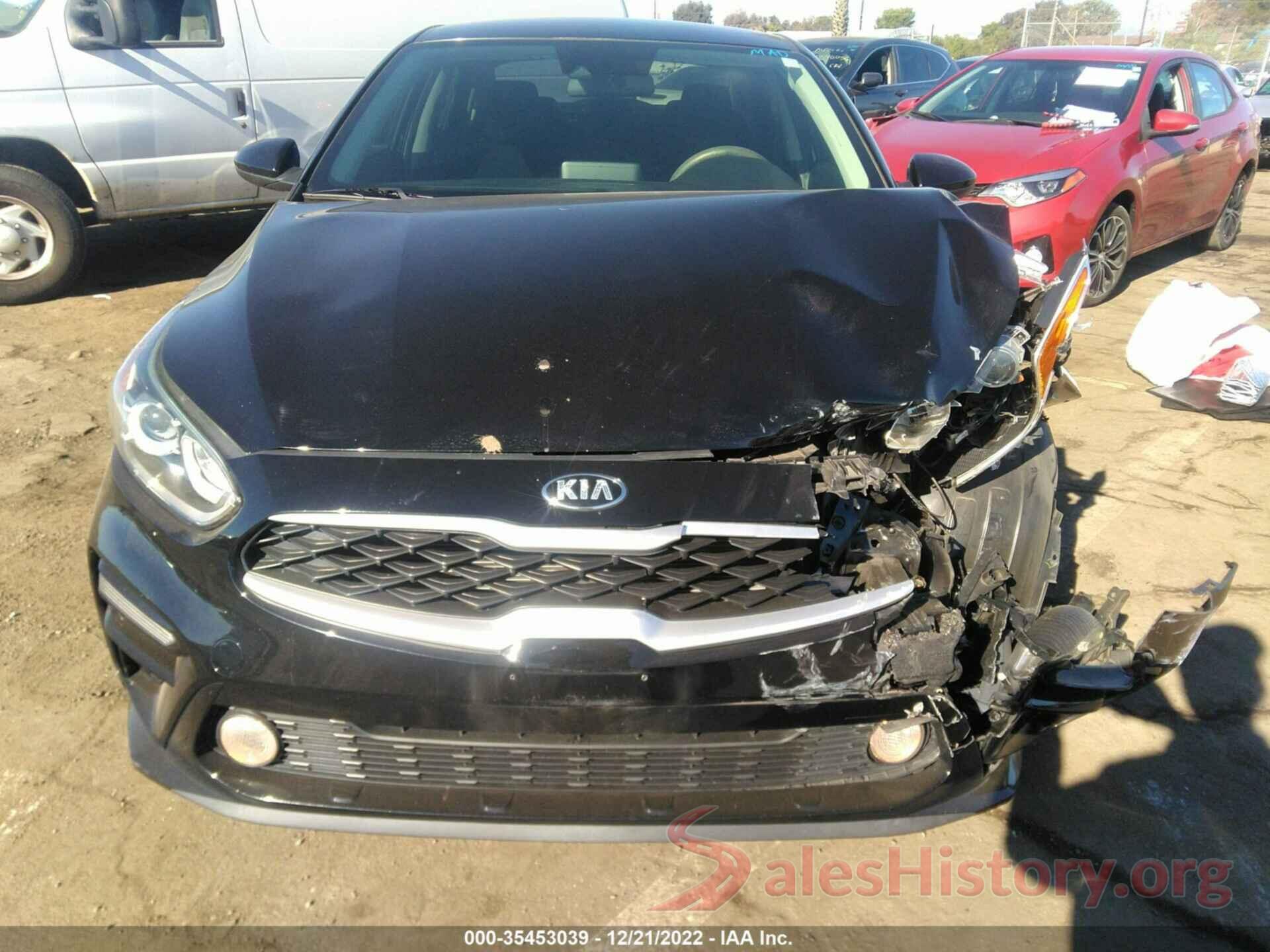 3KPF24AD8KE082051 2019 KIA FORTE