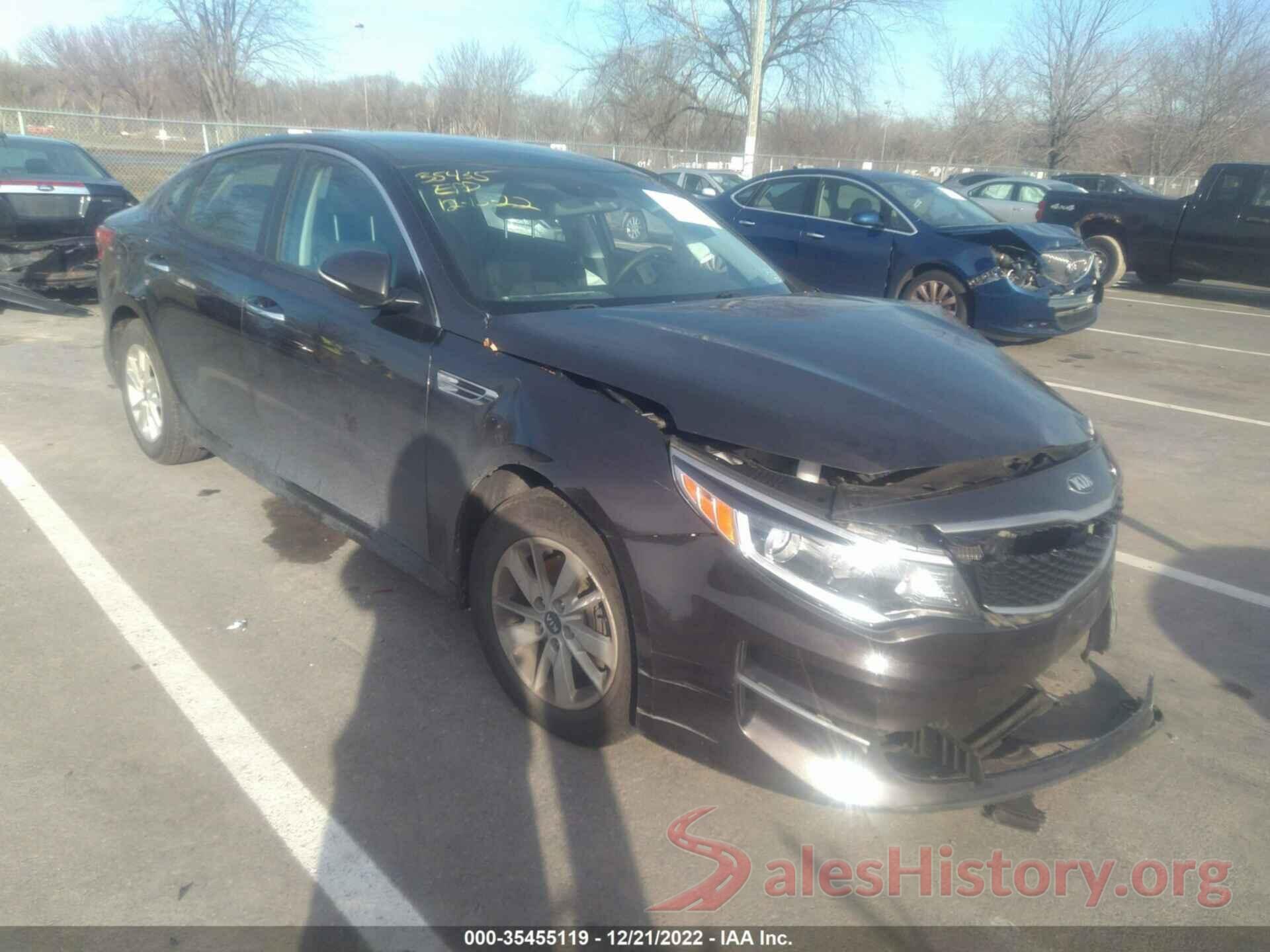 KNAGT4L37J5235435 2018 KIA OPTIMA