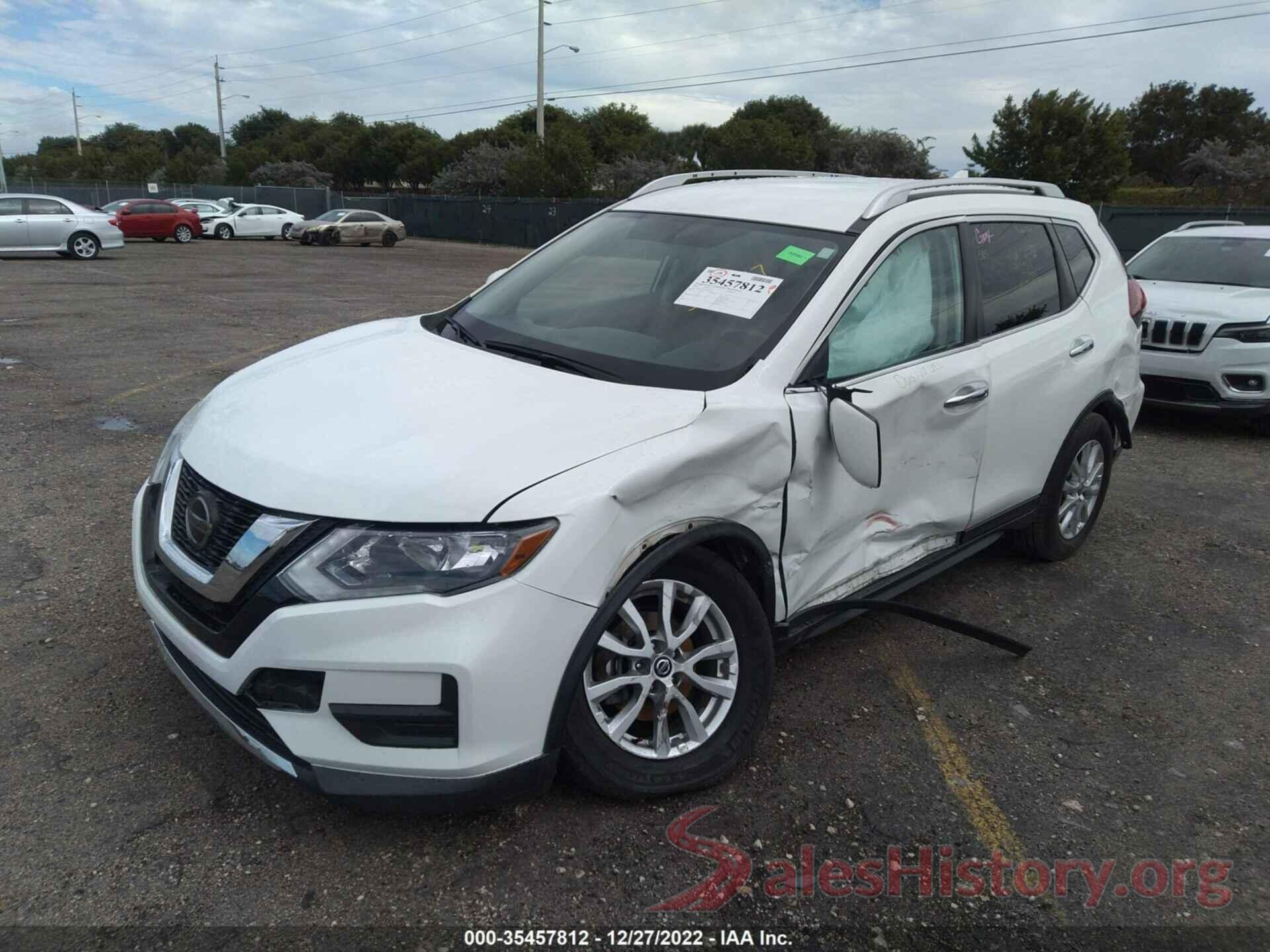 KNMAT2MT6JP607749 2018 NISSAN ROGUE