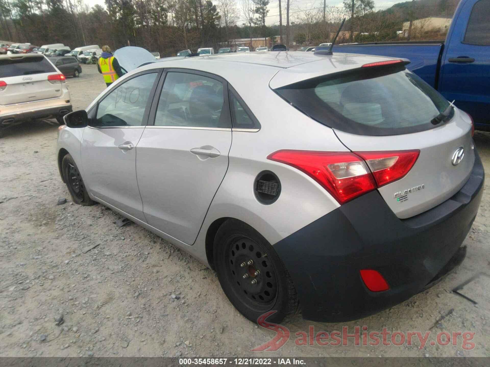 KMHD35LH9HU377062 2017 HYUNDAI ELANTRA GT