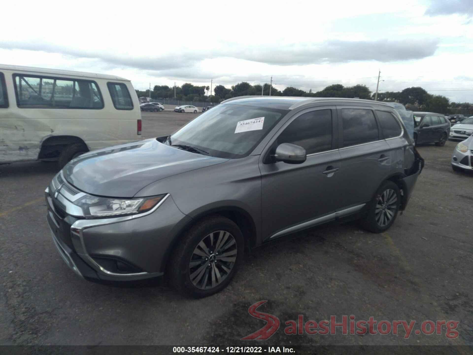 JA4AZ3A38LZ017434 2020 MITSUBISHI OUTLANDER