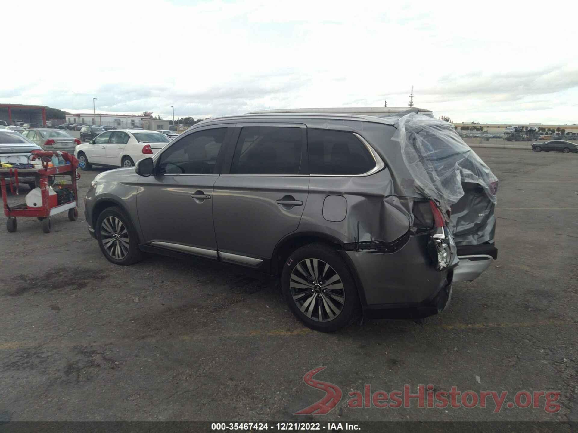 JA4AZ3A38LZ017434 2020 MITSUBISHI OUTLANDER