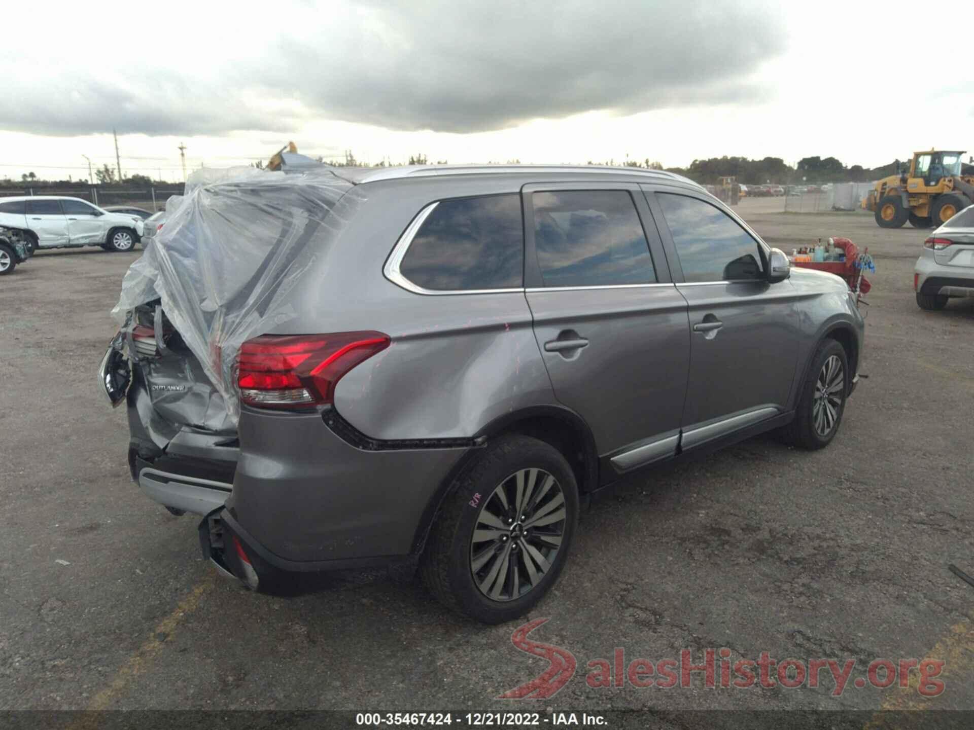 JA4AZ3A38LZ017434 2020 MITSUBISHI OUTLANDER