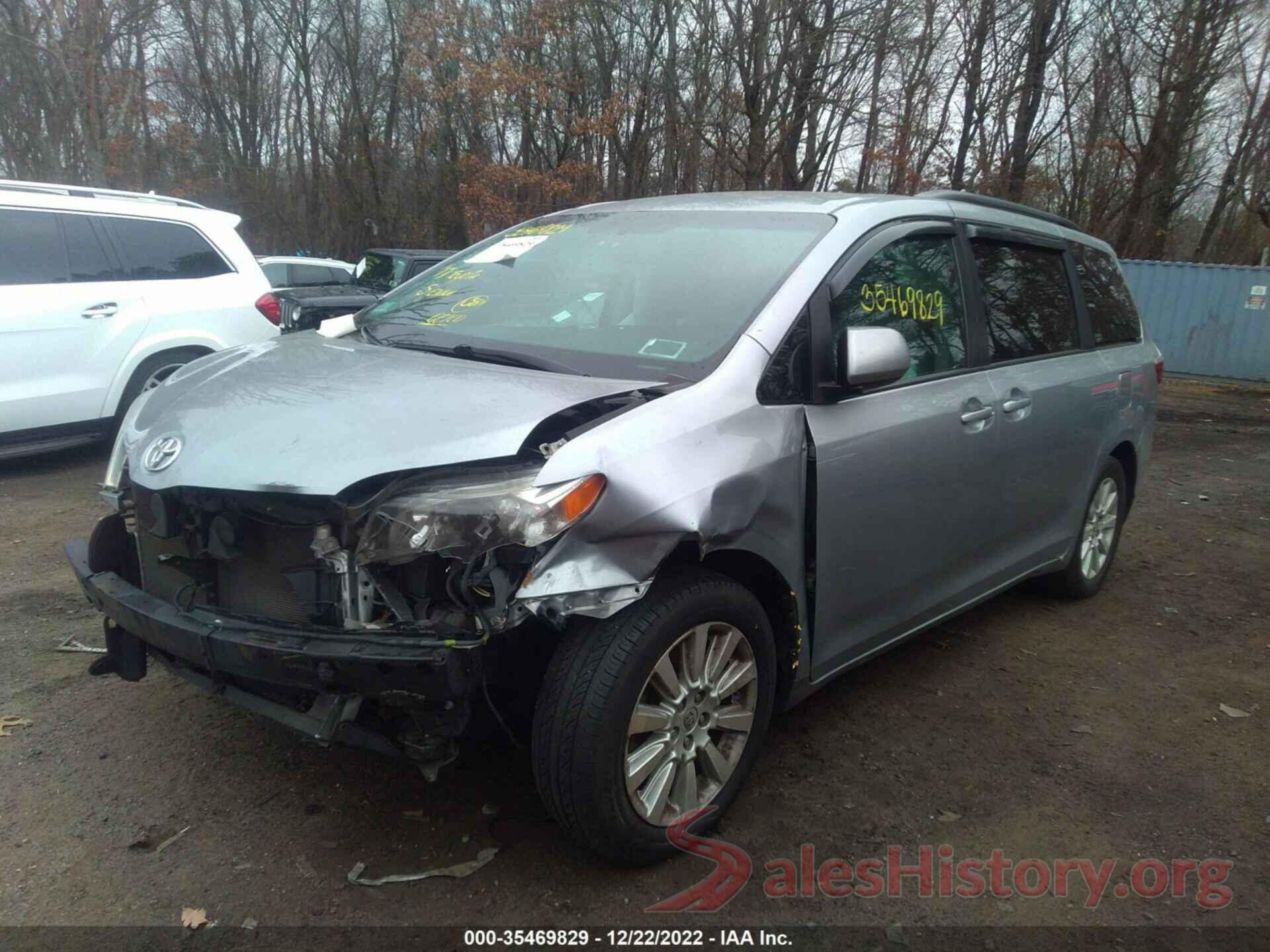 5TDKZ3DC5HS821365 2017 TOYOTA SIENNA