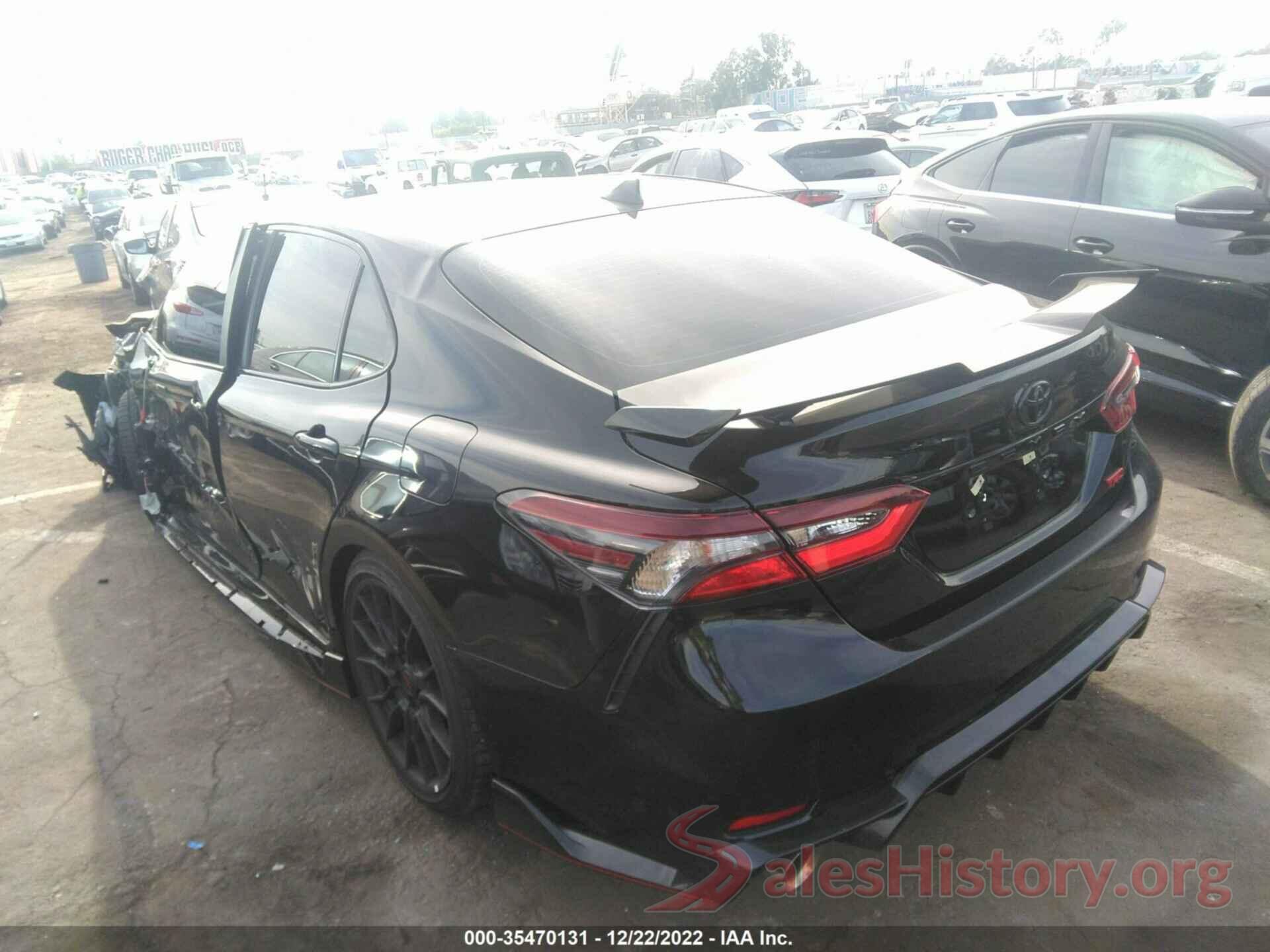 4T1KZ1AK1NU069683 2022 TOYOTA CAMRY