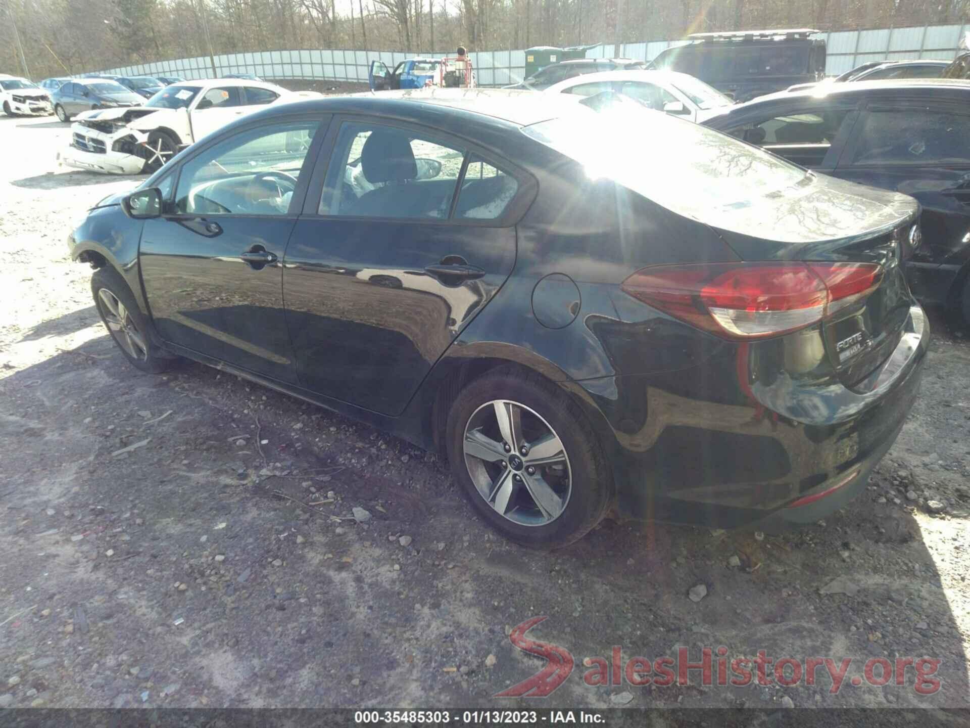 3KPFL4A75JE168990 2018 KIA FORTE