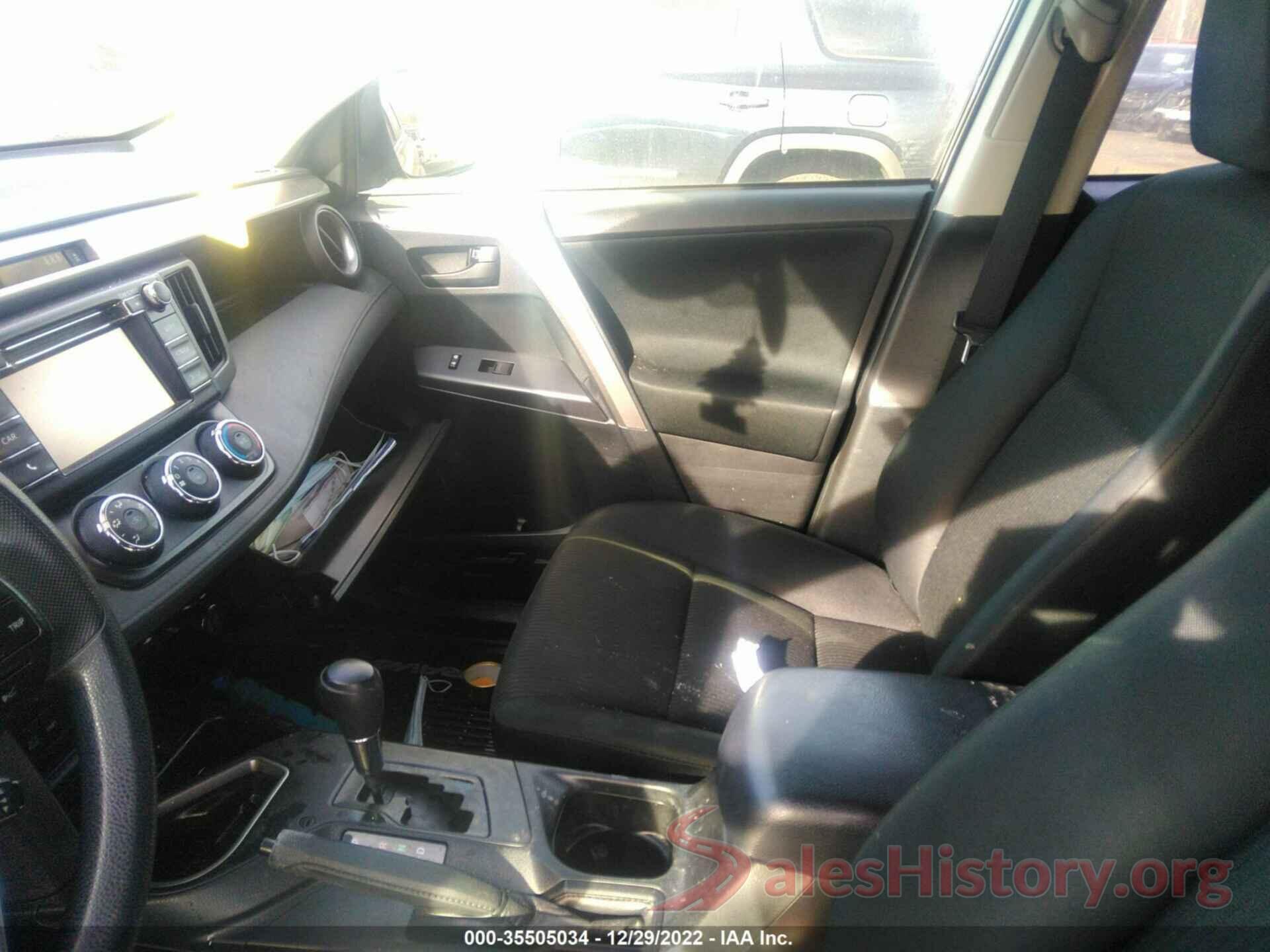 JTMZFREV7JJ723855 2018 TOYOTA RAV4