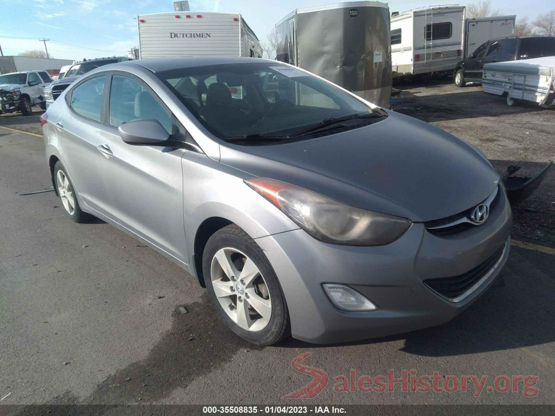 KMHDH4AE3DU975727 2013 HYUNDAI ELANTRA