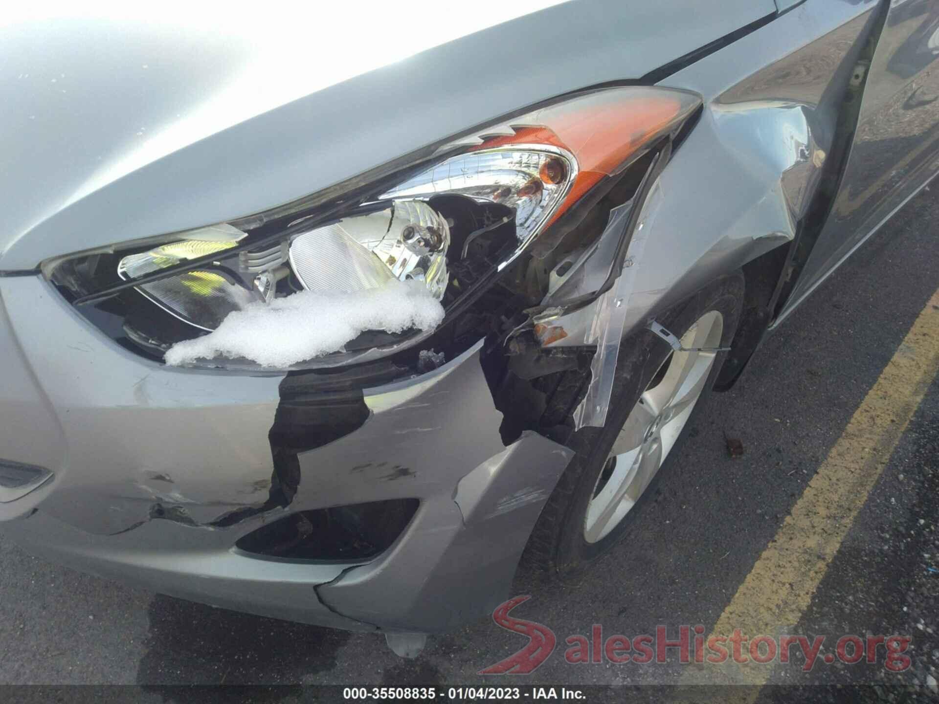 KMHDH4AE3DU975727 2013 HYUNDAI ELANTRA