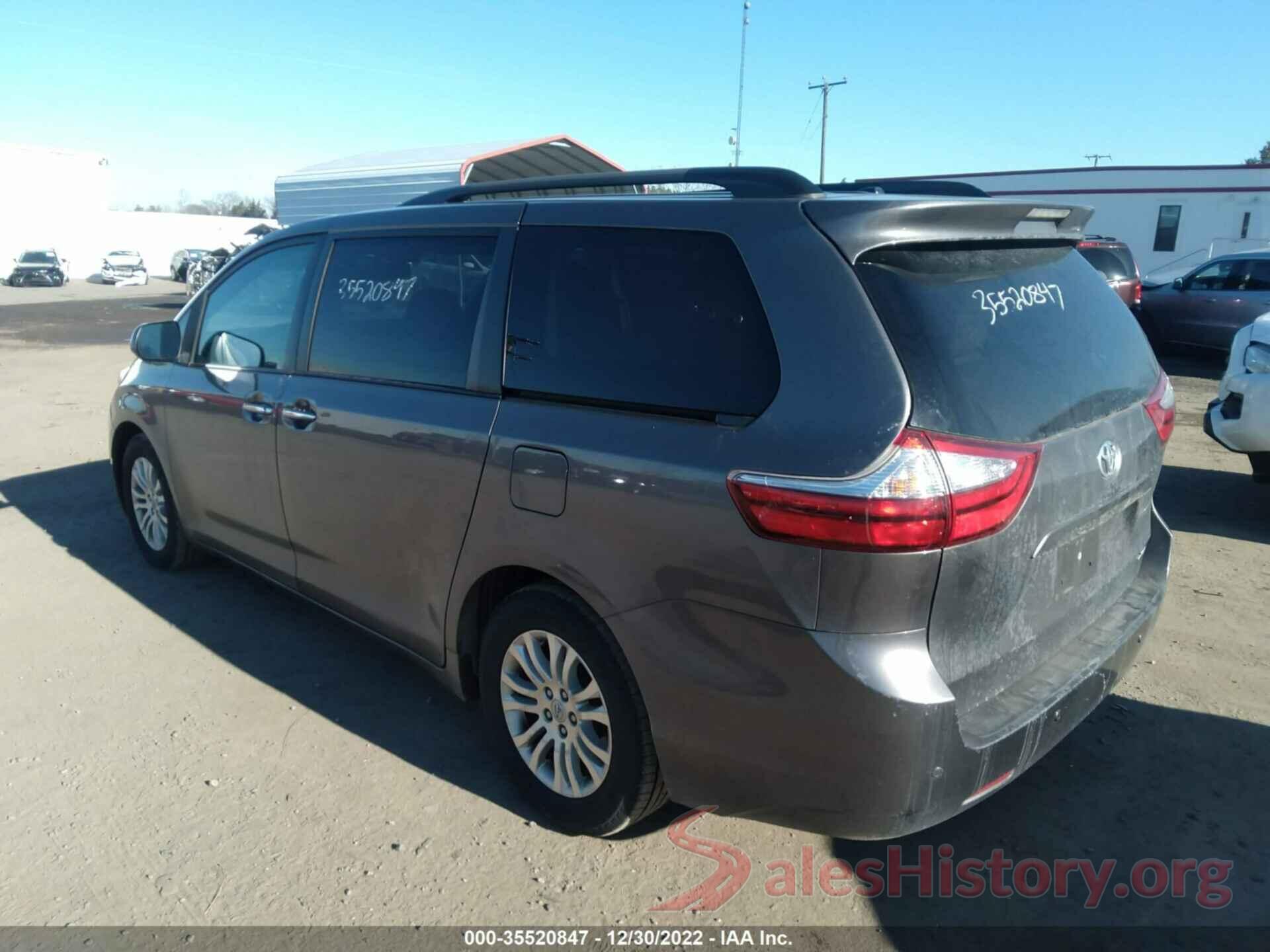 5TDYZ3DC2HS898480 2017 TOYOTA SIENNA