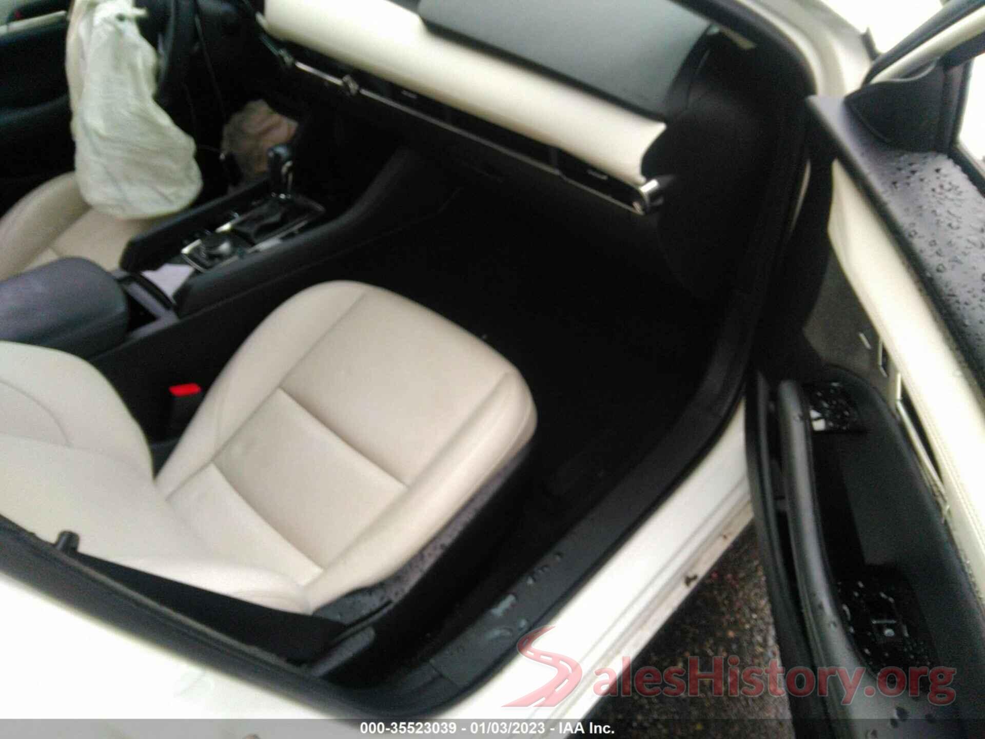 JM1BPBEM0K1141210 2019 MAZDA MAZDA3 SEDAN