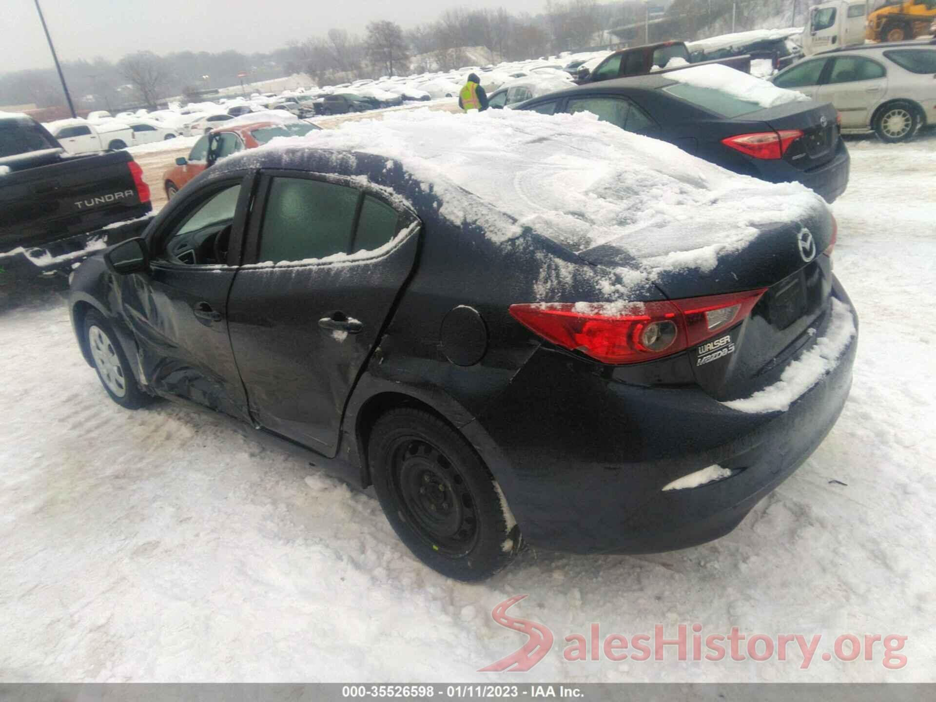 3MZBN1U7XJM209944 2018 MAZDA MAZDA3 4-DOOR