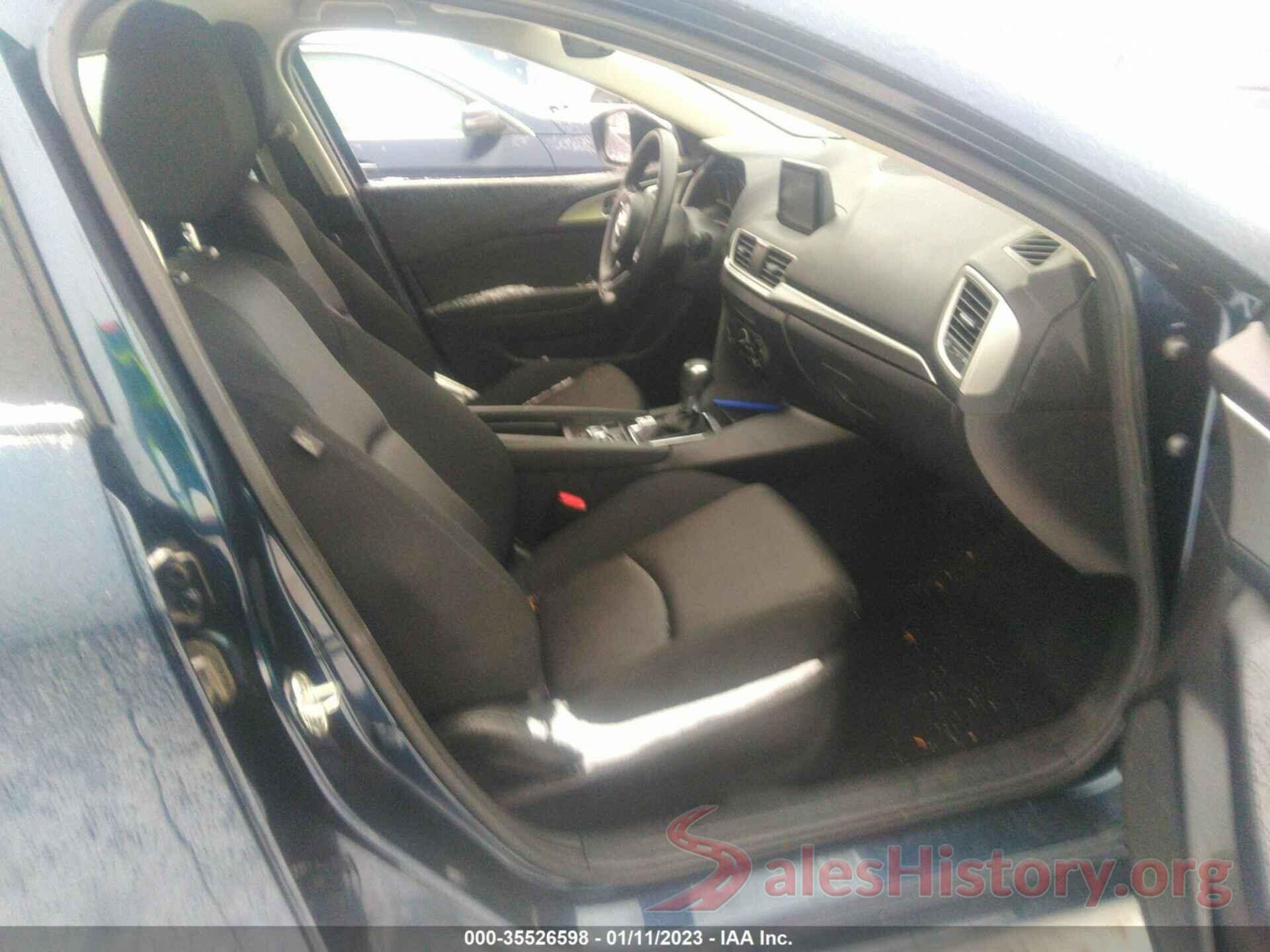 3MZBN1U7XJM209944 2018 MAZDA MAZDA3 4-DOOR