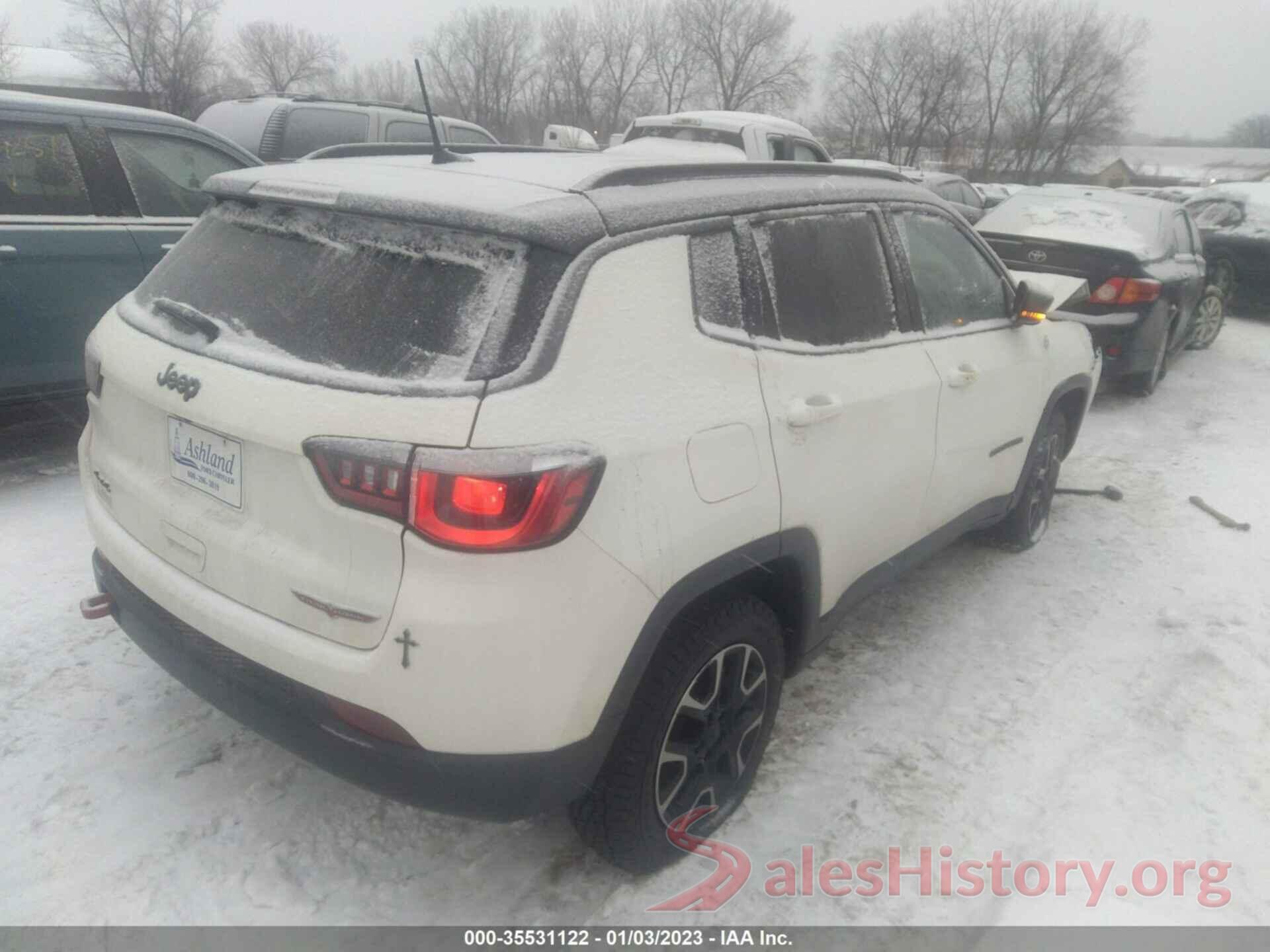 3C4NJDDB8JT501180 2018 JEEP COMPASS