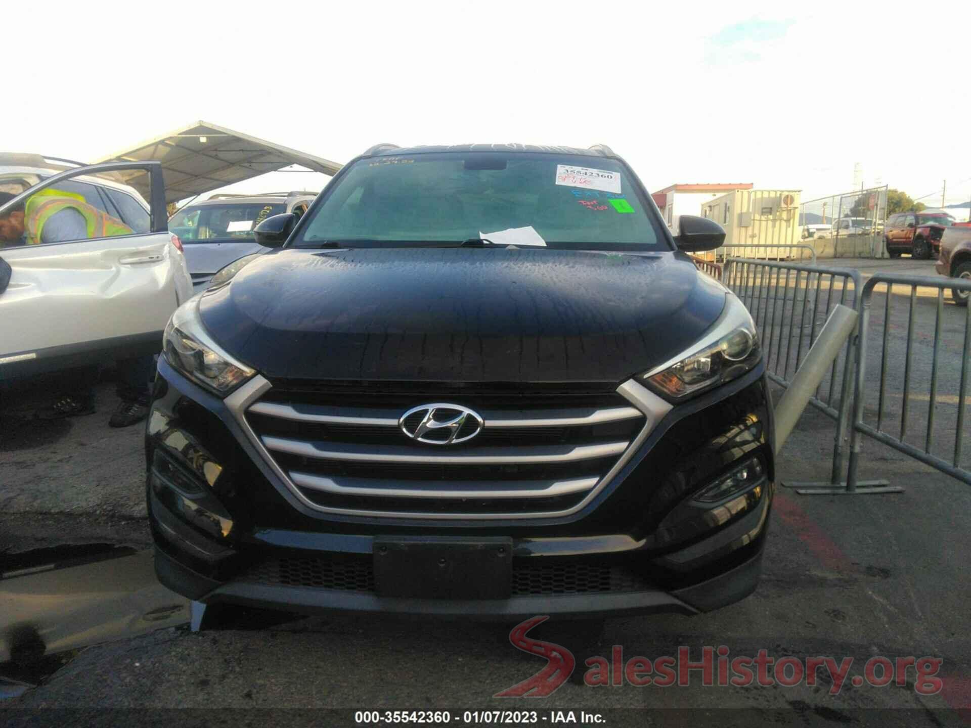 KM8J33A42HU403699 2017 HYUNDAI TUCSON