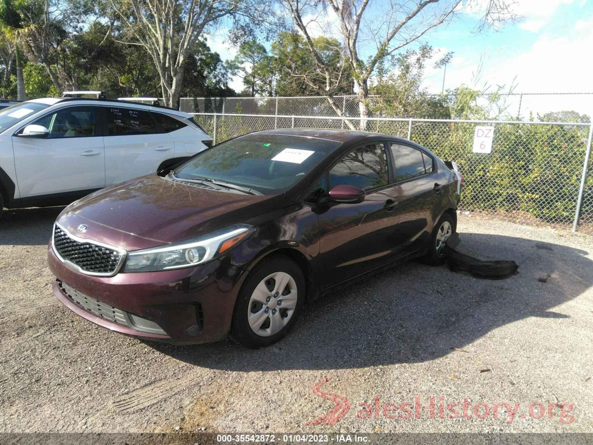 3KPFK4A70JE165868 2018 KIA FORTE