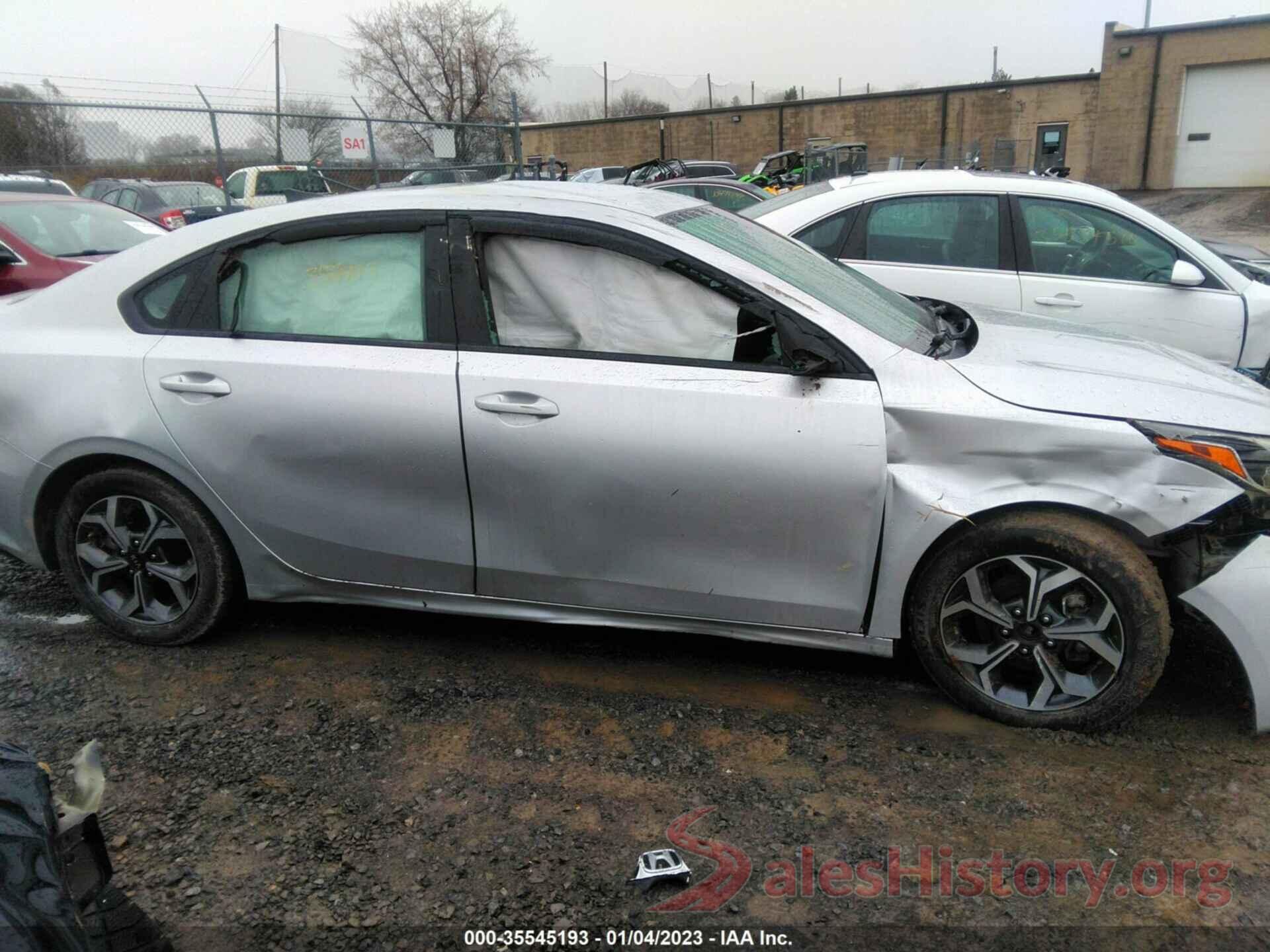 3KPF24AD5KE102370 2019 KIA FORTE