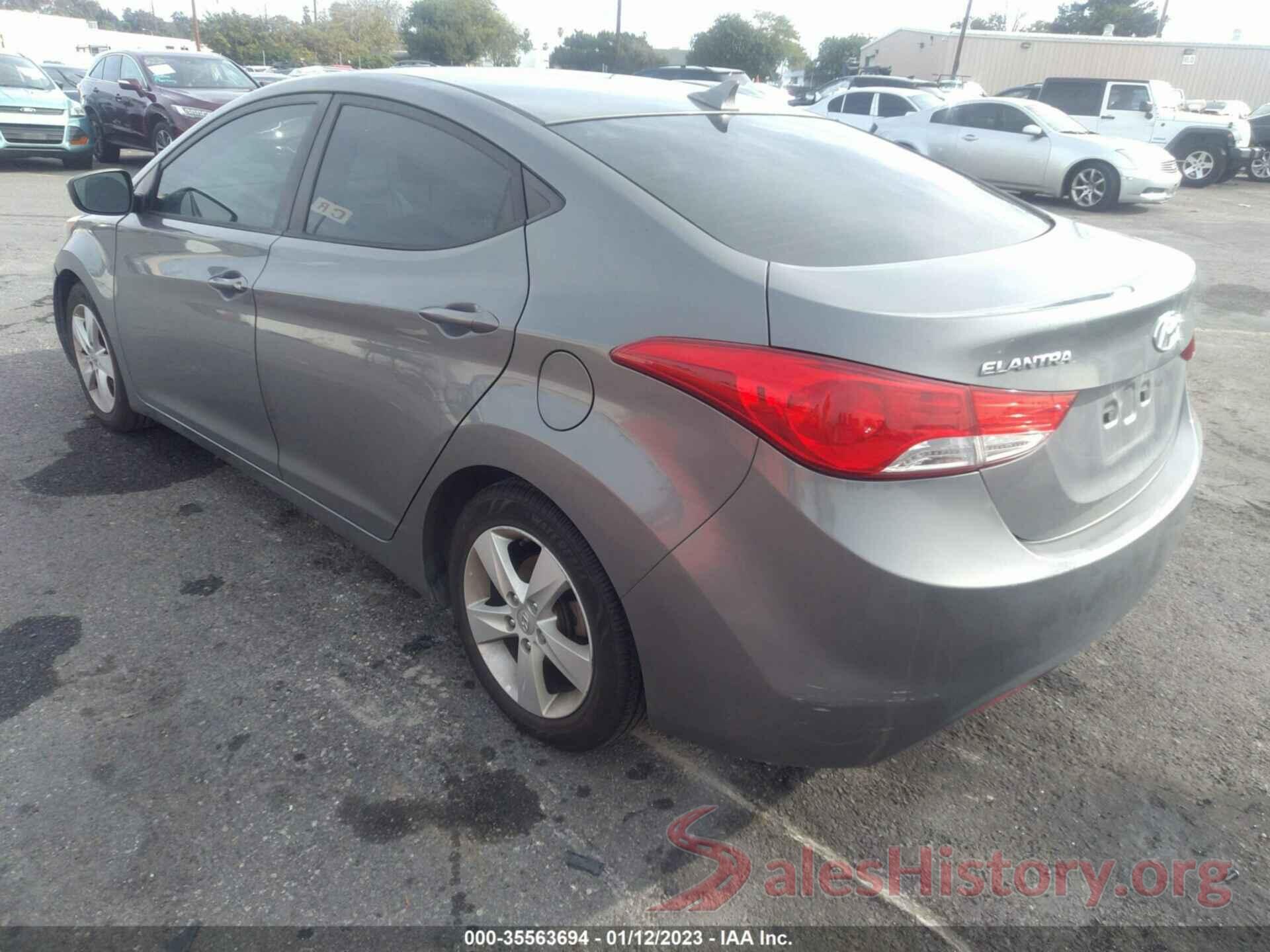 5NPDH4AE2DH317993 2013 HYUNDAI ELANTRA