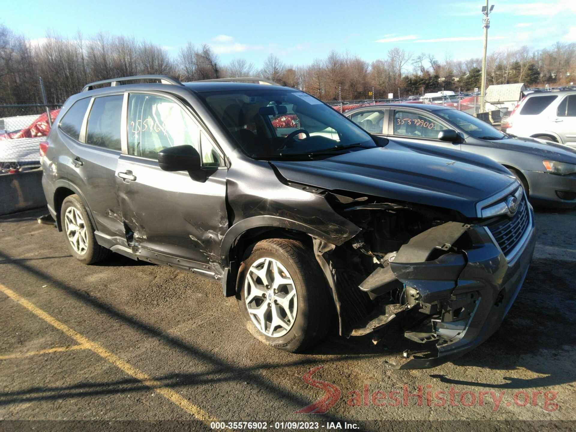 JF2SKAEC9KH452109 2019 SUBARU FORESTER