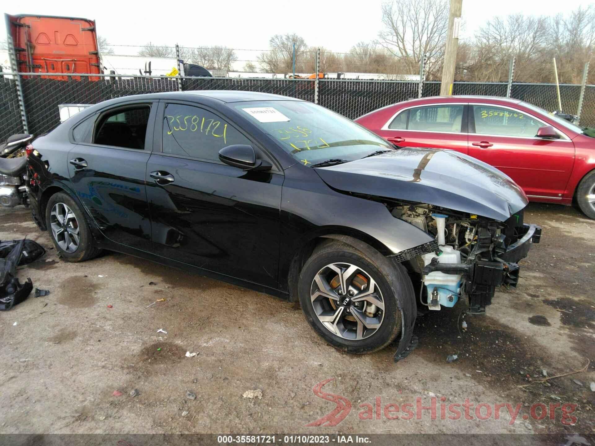 3KPF24AD8KE105649 2019 KIA FORTE