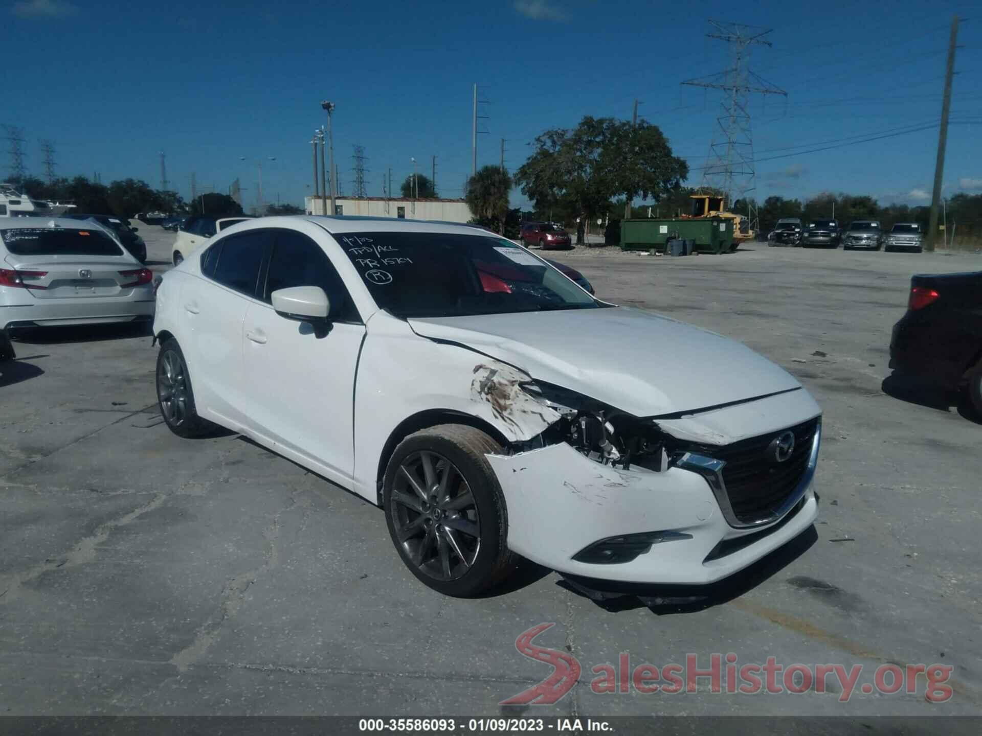 3MZBN1W33JM164176 2018 MAZDA MAZDA3 4-DOOR