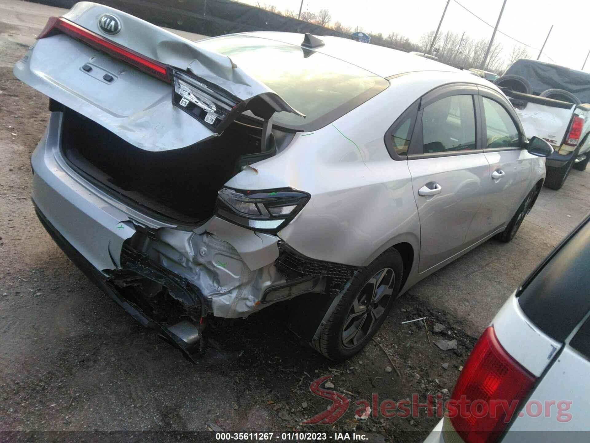 3KPF24AD9KE135520 2019 KIA FORTE