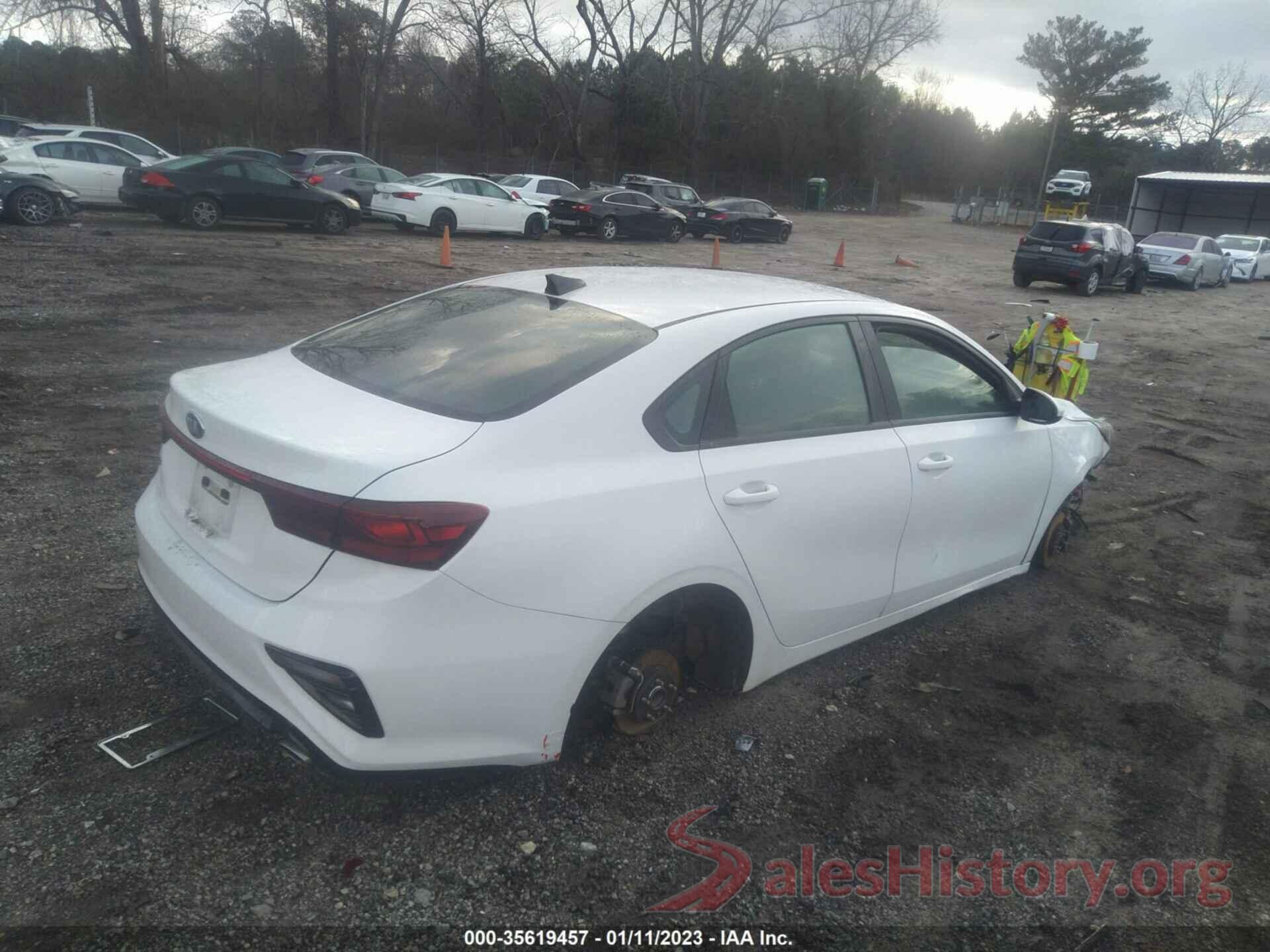 3KPF24AD9KE105725 2019 KIA FORTE