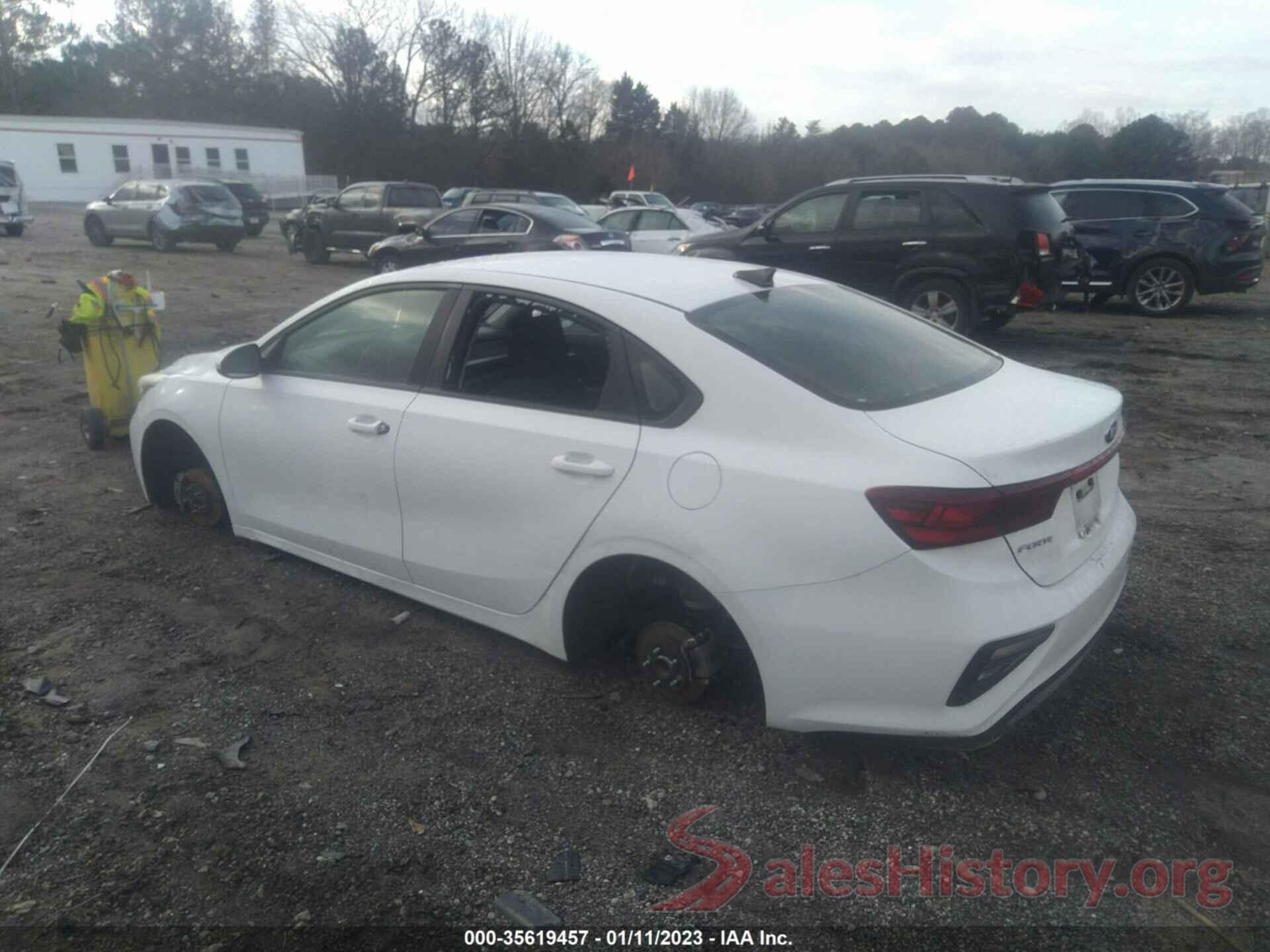 3KPF24AD9KE105725 2019 KIA FORTE