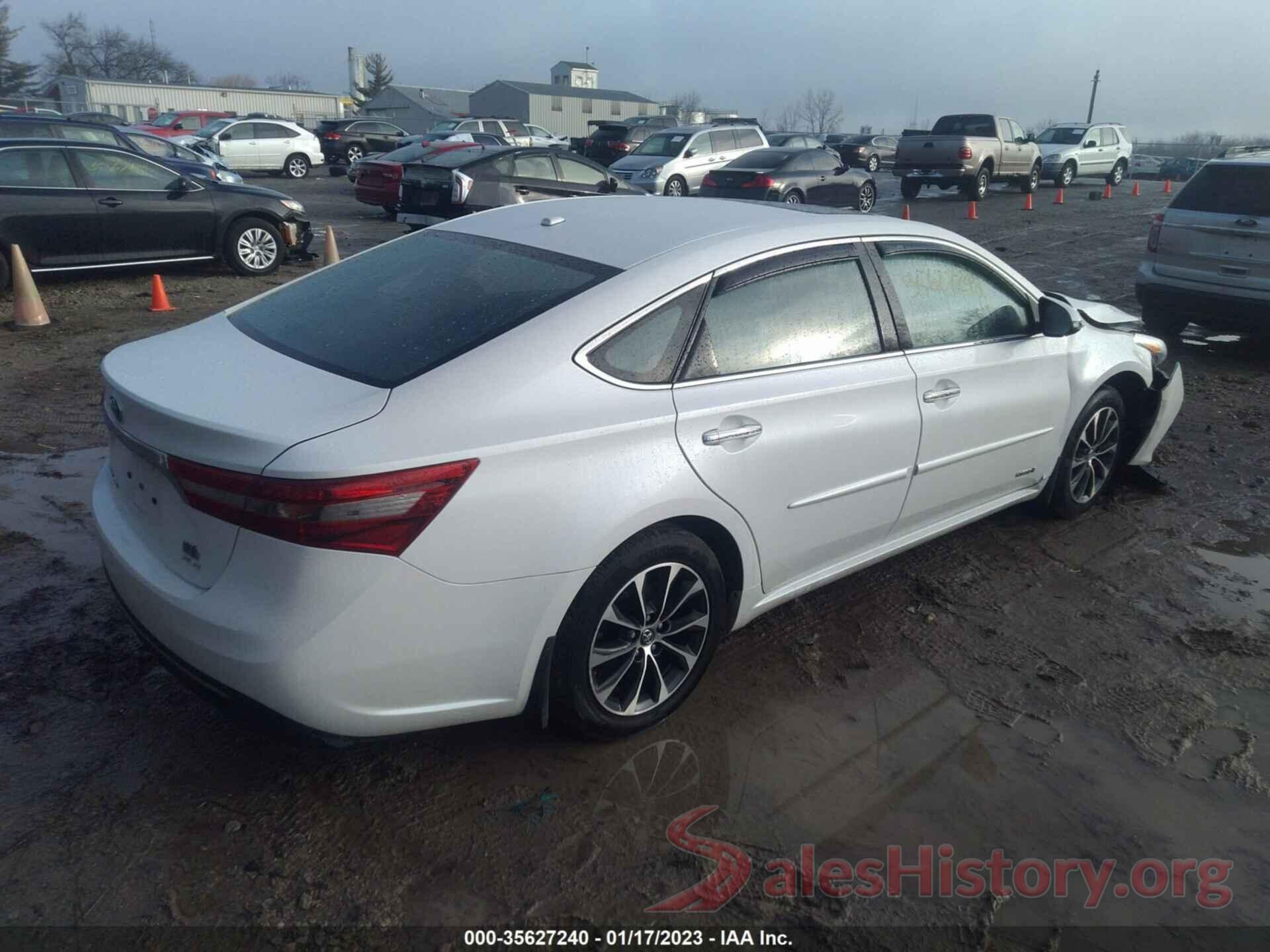 4T1BD1EBXJU062864 2018 TOYOTA AVALON