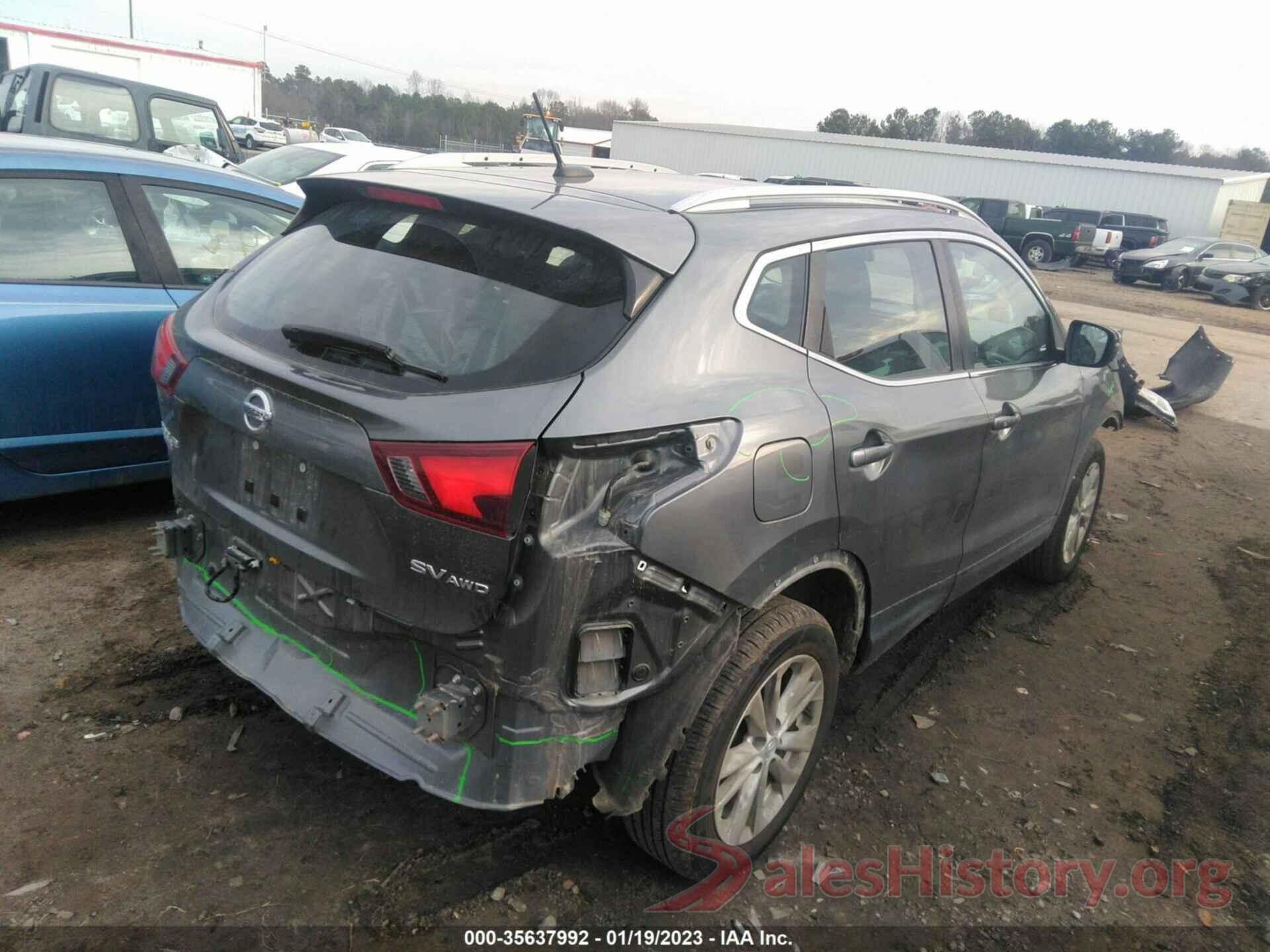 JN1BJ1CR8JW201703 2018 NISSAN ROGUE SPORT