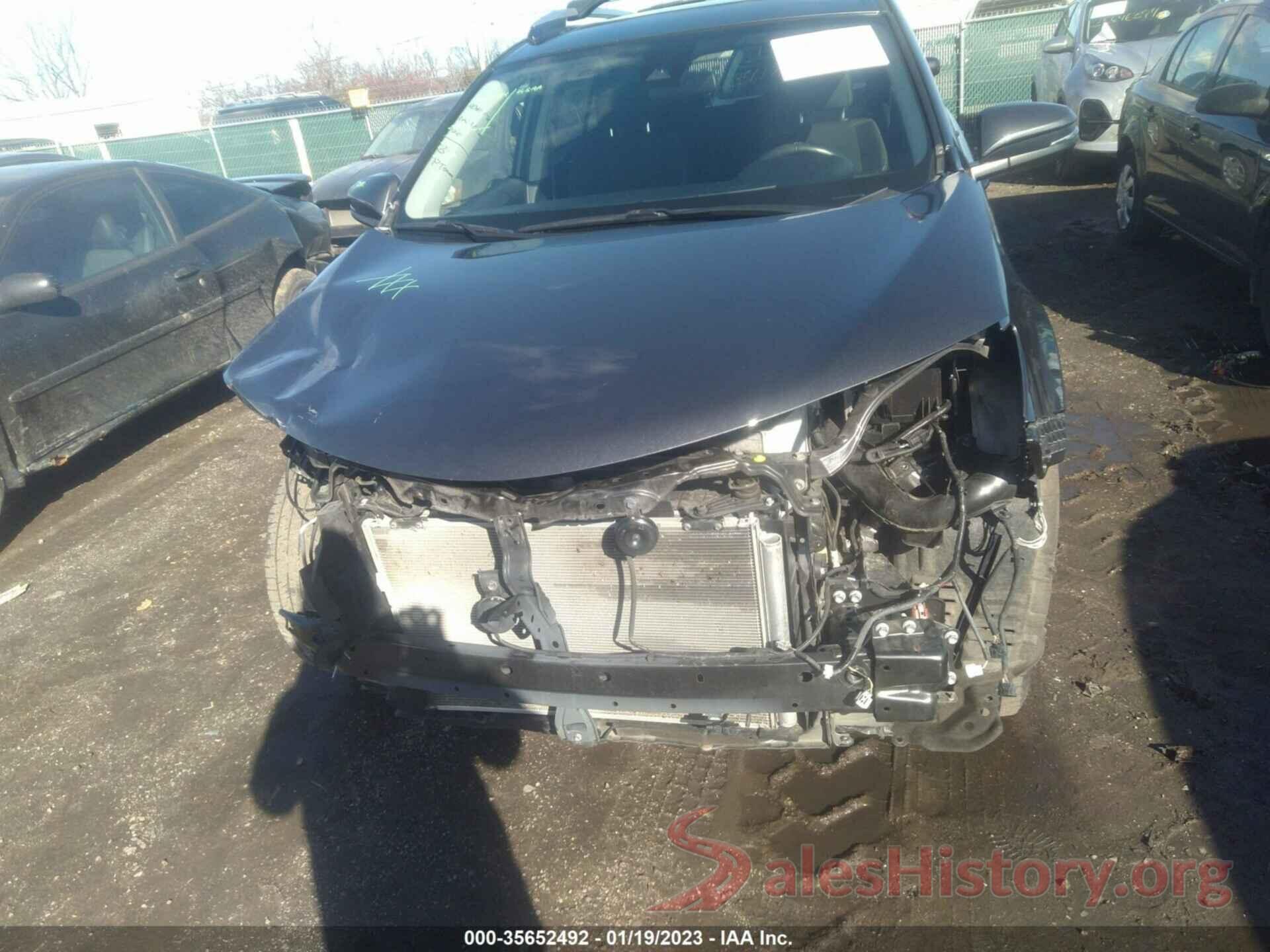 JTMRFREV1JD232471 2018 TOYOTA RAV4