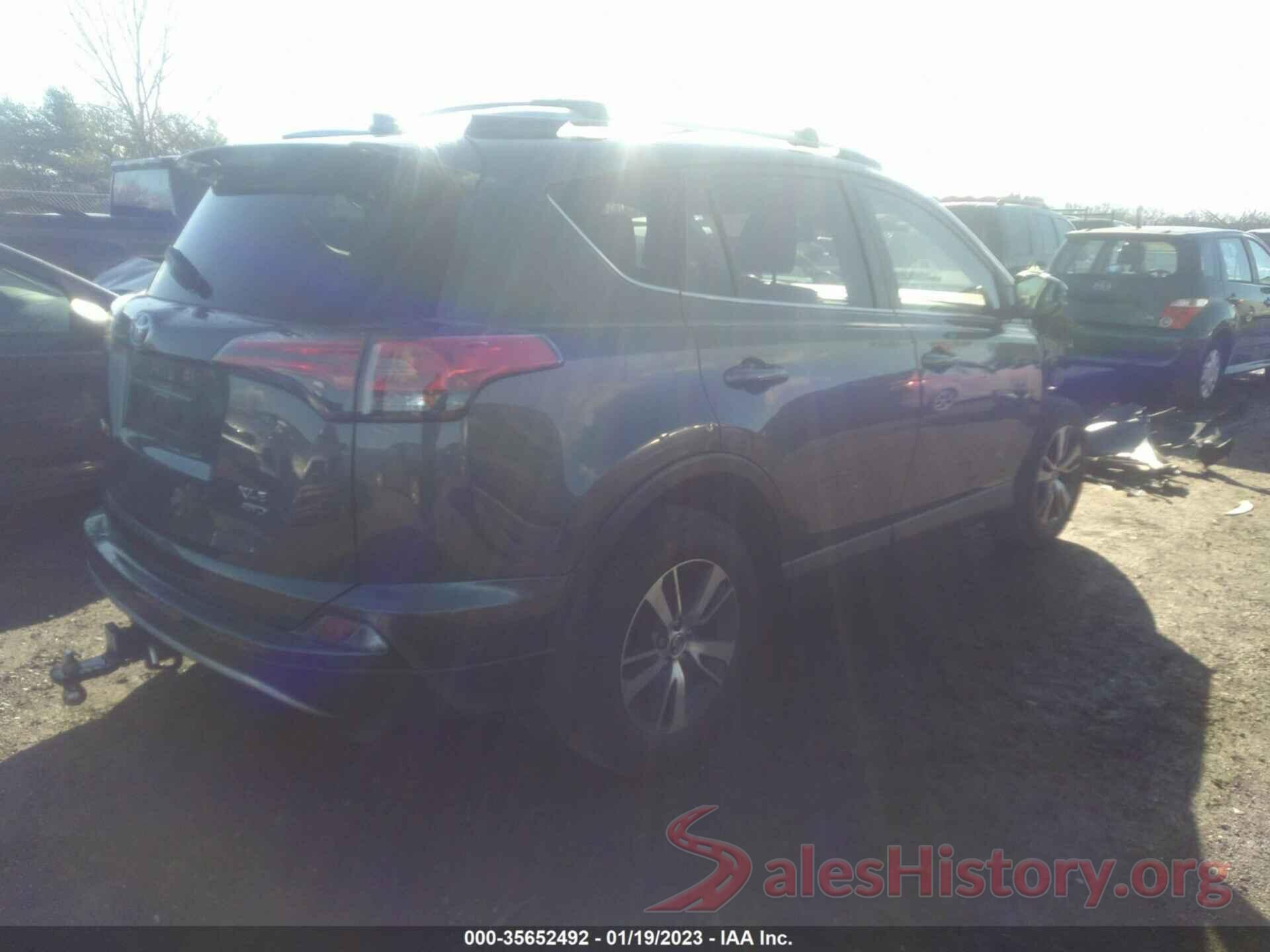 JTMRFREV1JD232471 2018 TOYOTA RAV4