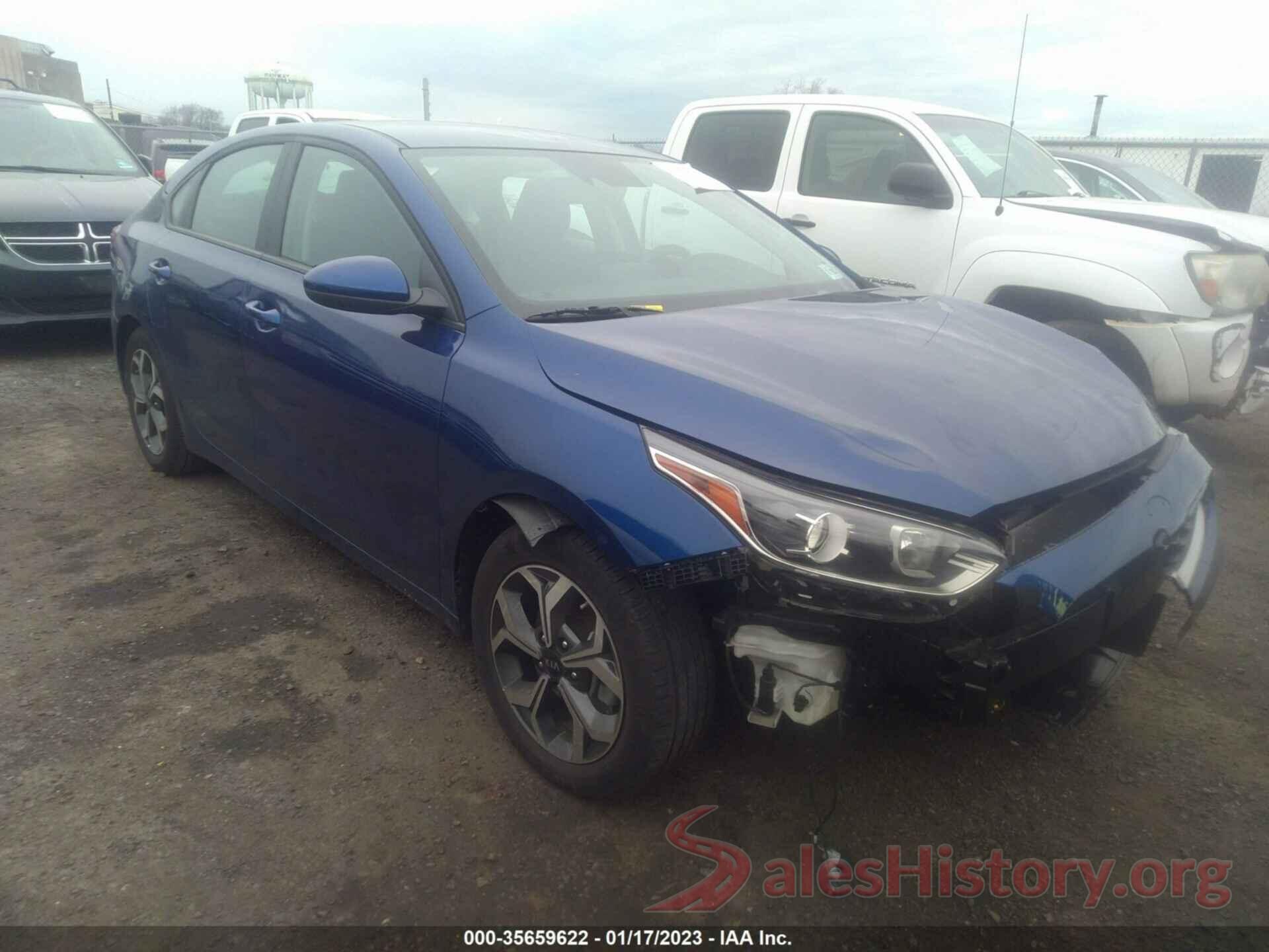 3KPF24AD7ME387432 2021 KIA FORTE