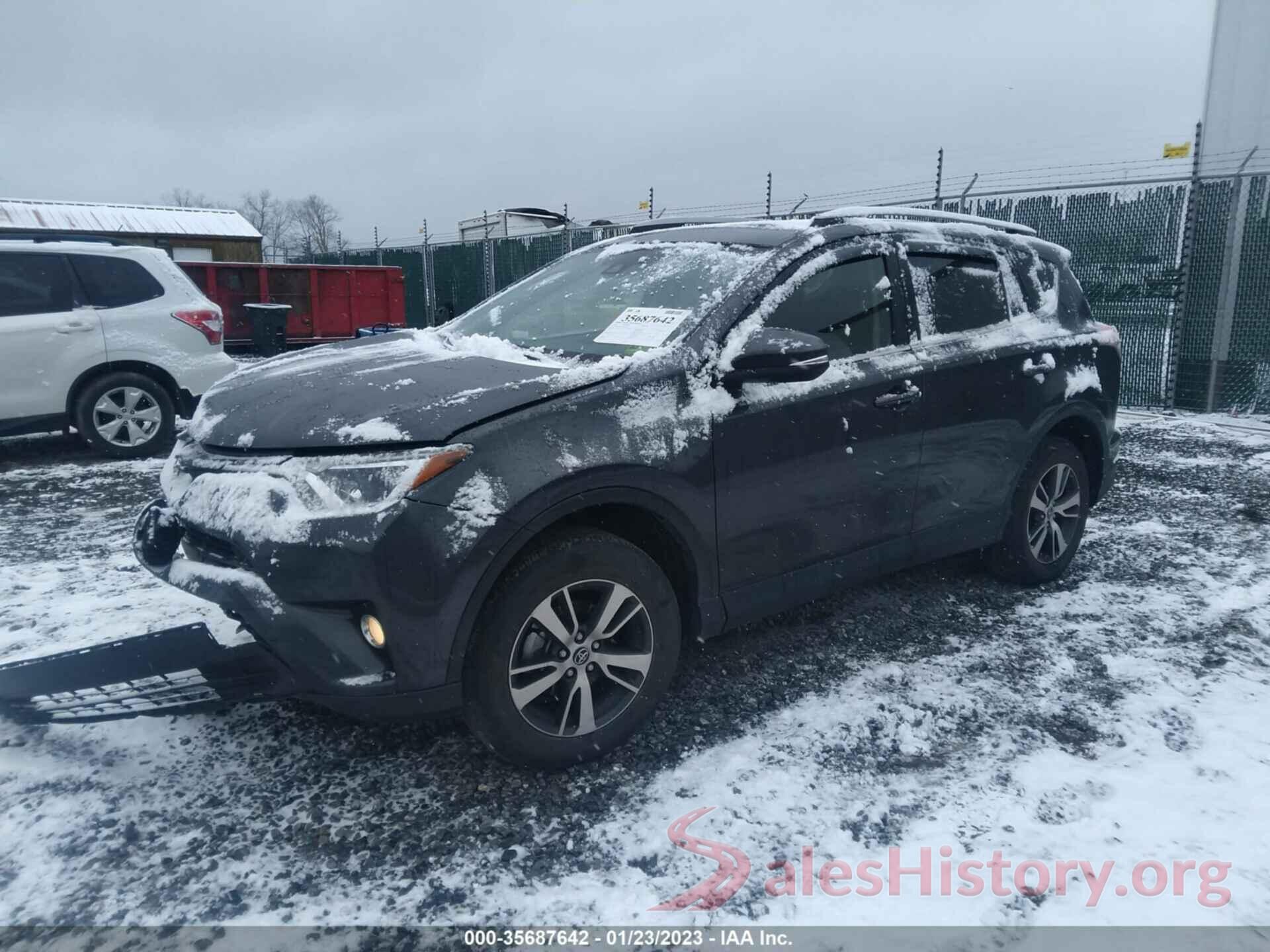 JTMRFREV7JJ175615 2018 TOYOTA RAV4