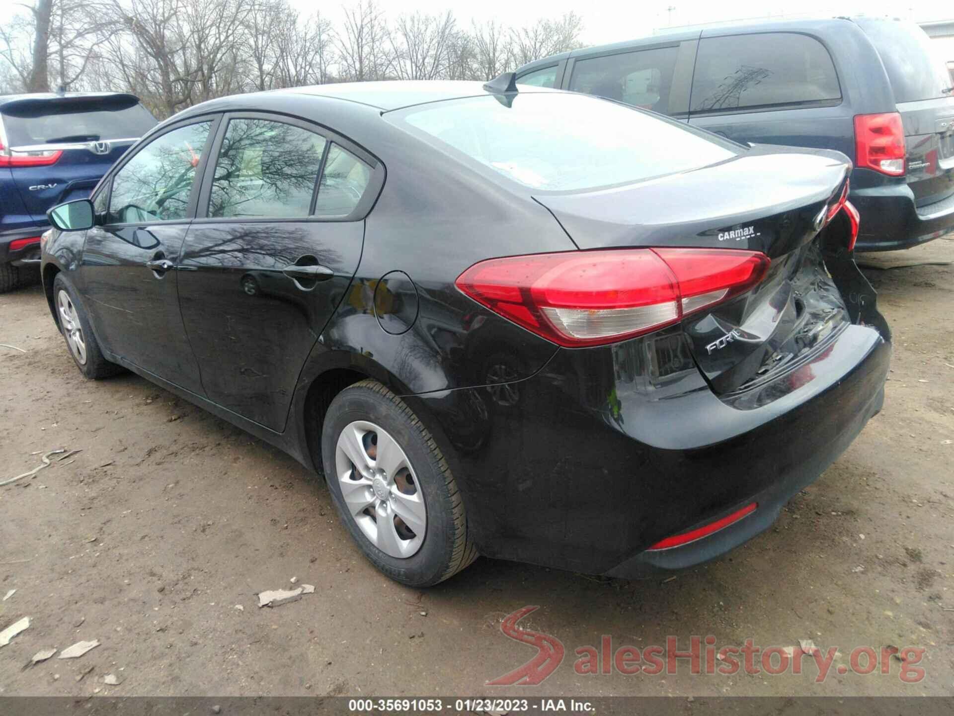 3KPFK4A76HE121559 2017 KIA FORTE