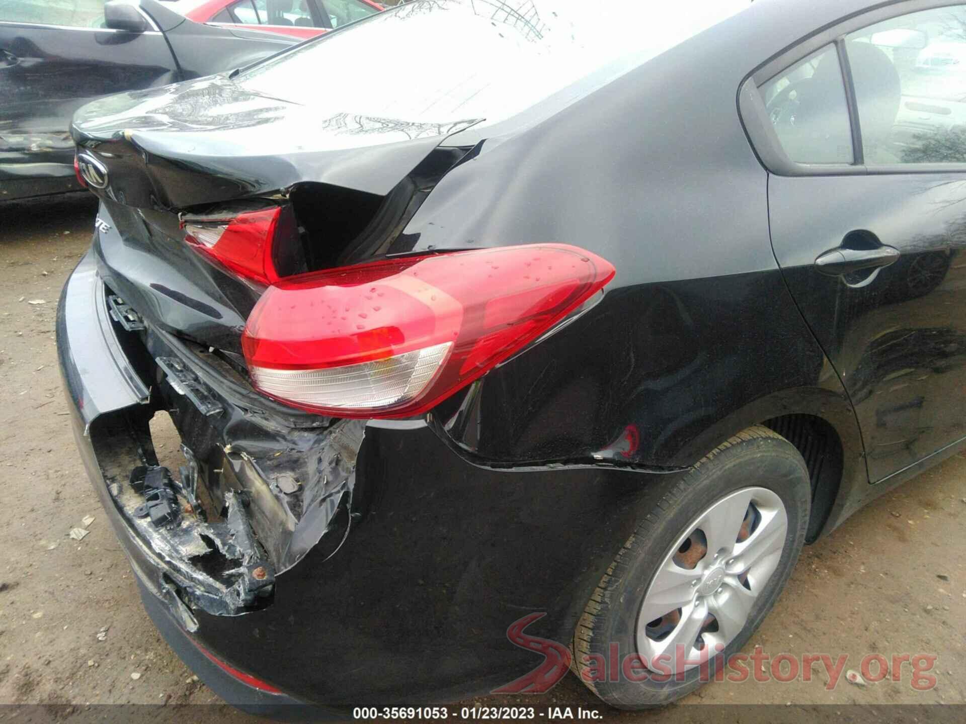 3KPFK4A76HE121559 2017 KIA FORTE