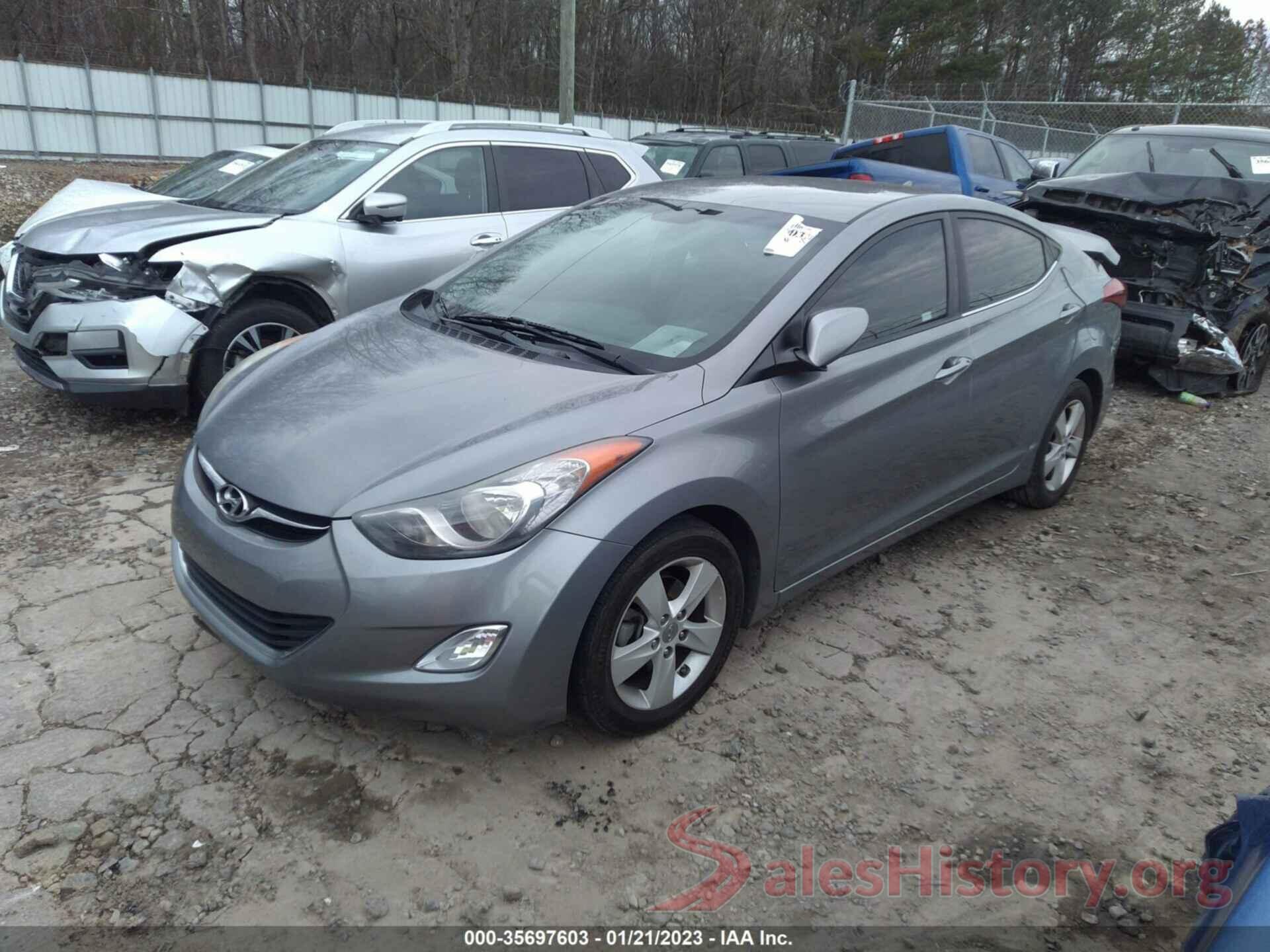 KMHDH4AE5DU987796 2013 HYUNDAI ELANTRA